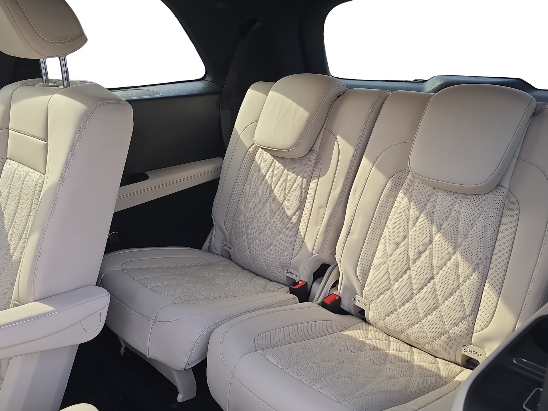 MERCEDES-BENZ GLS 63 AMG 4Matic + 9G-Tronic-image-9
