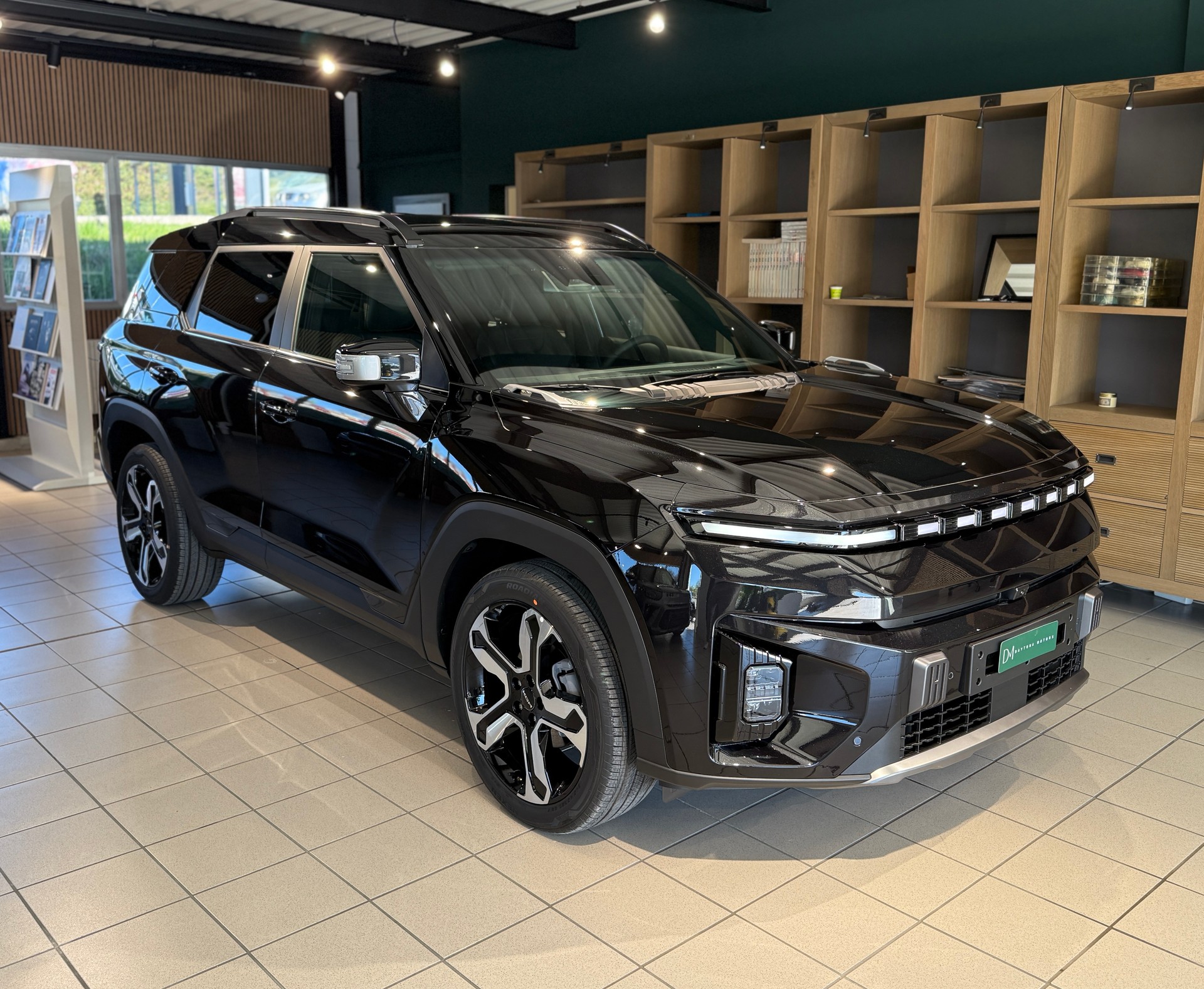 KGM-SsangYong Torres EVX 80 kWh Titanium-showroom-element-2