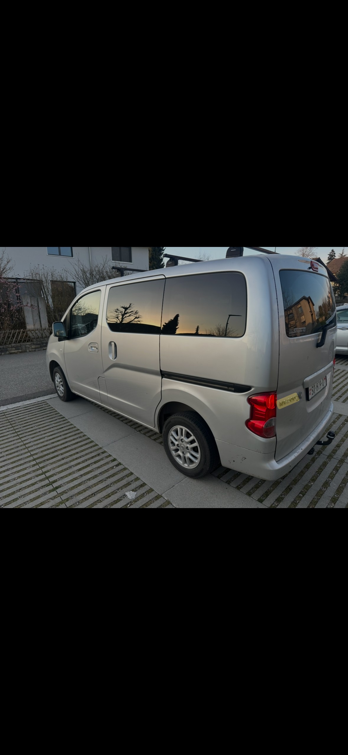 NISSAN NV200 1.5 dCi 110 Evalia Premium-image-2