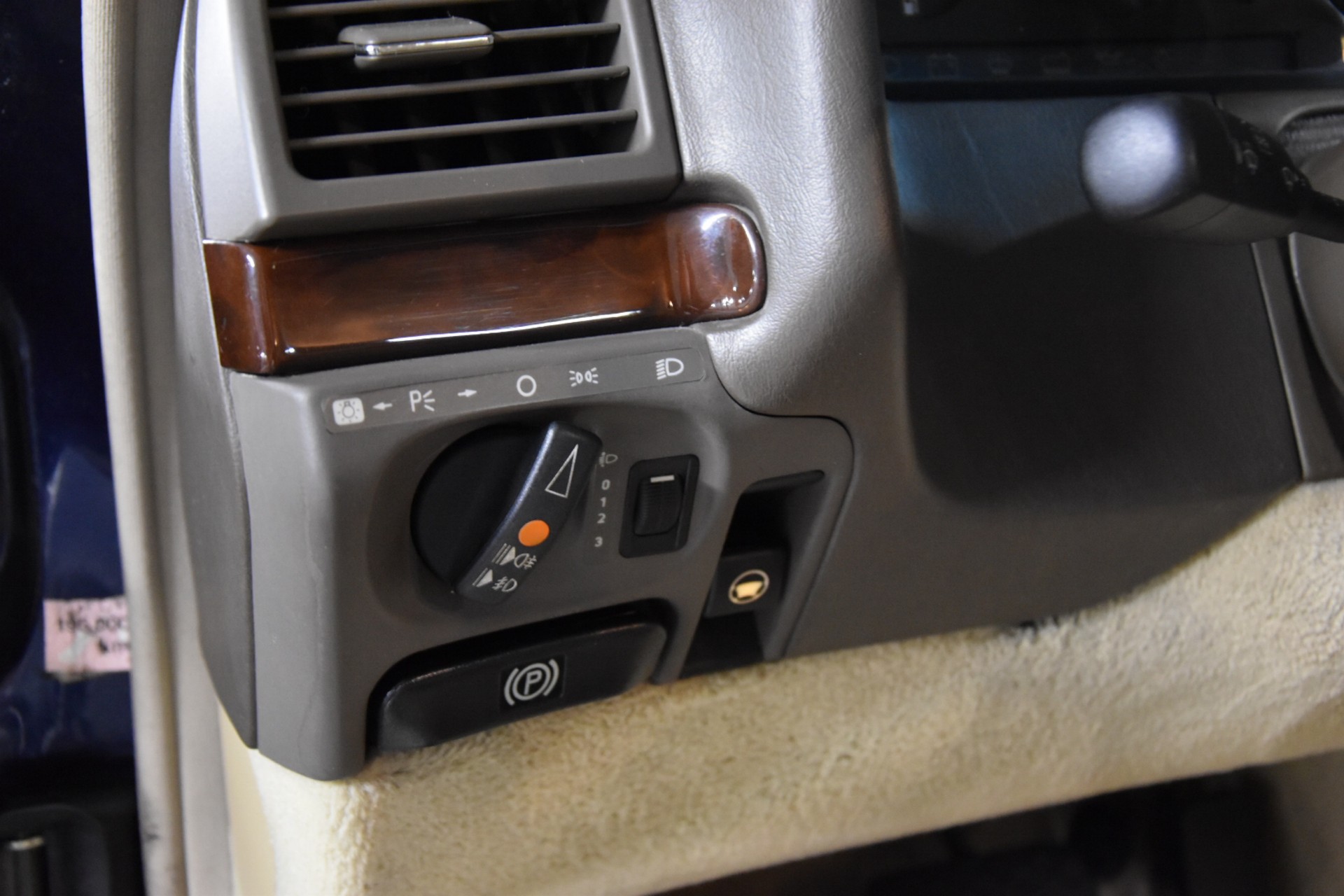 MERCEDES-BENZ S 500 COUPE Automatic-image-19
