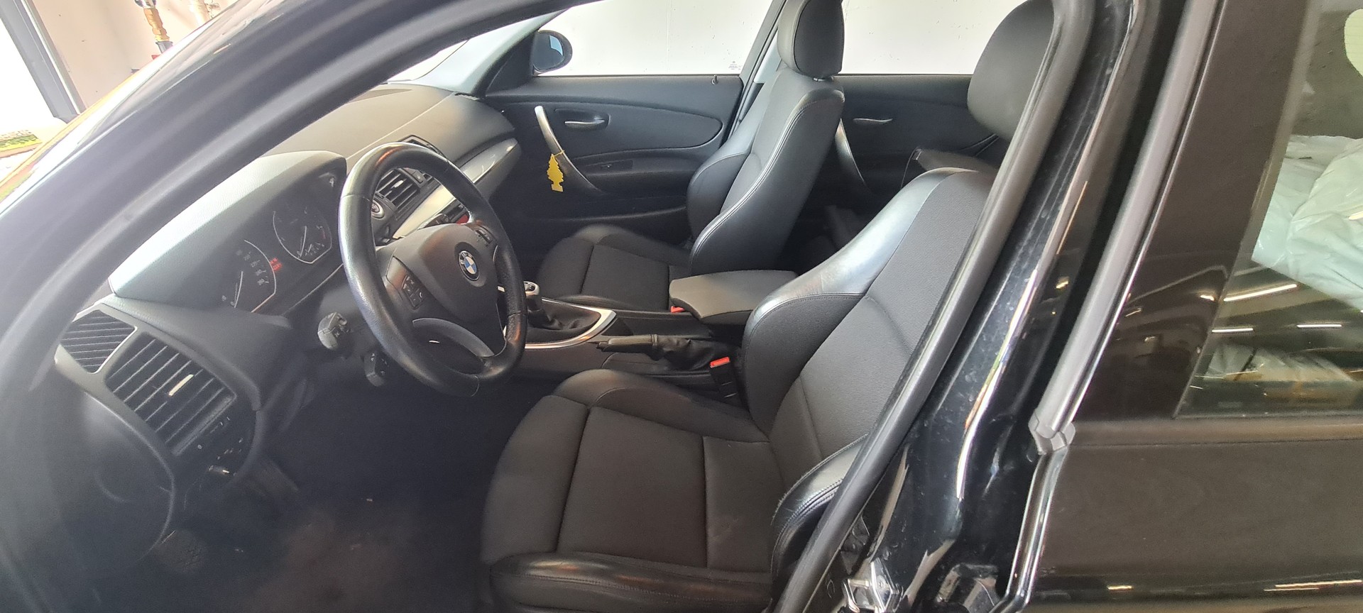 BMW 123d-image-7