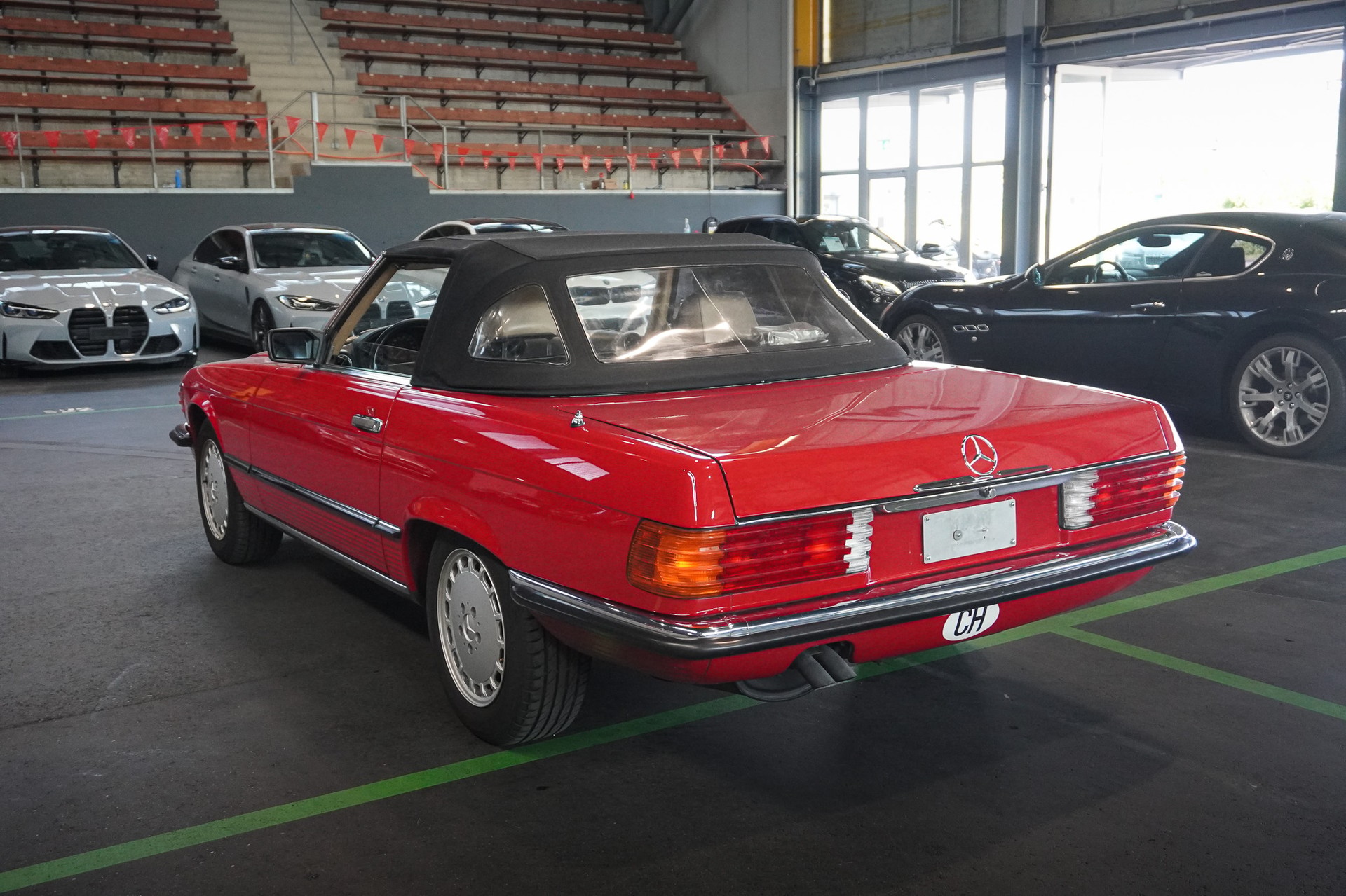 MERCEDES-BENZ 500 SL Automatic-showroom-element-2