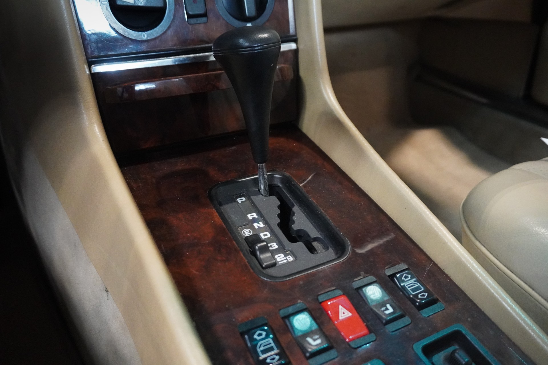 MERCEDES-BENZ 500 SL Automatic-image-8