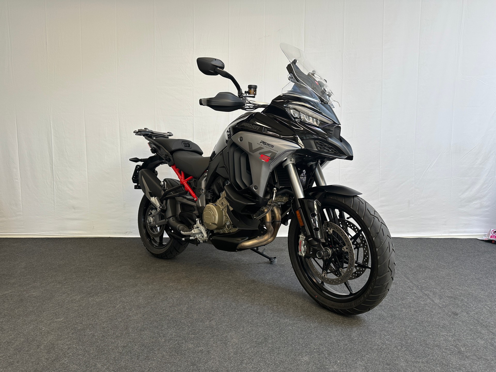 DUCATI Multistrada V4 S Travel & Radar-image-3