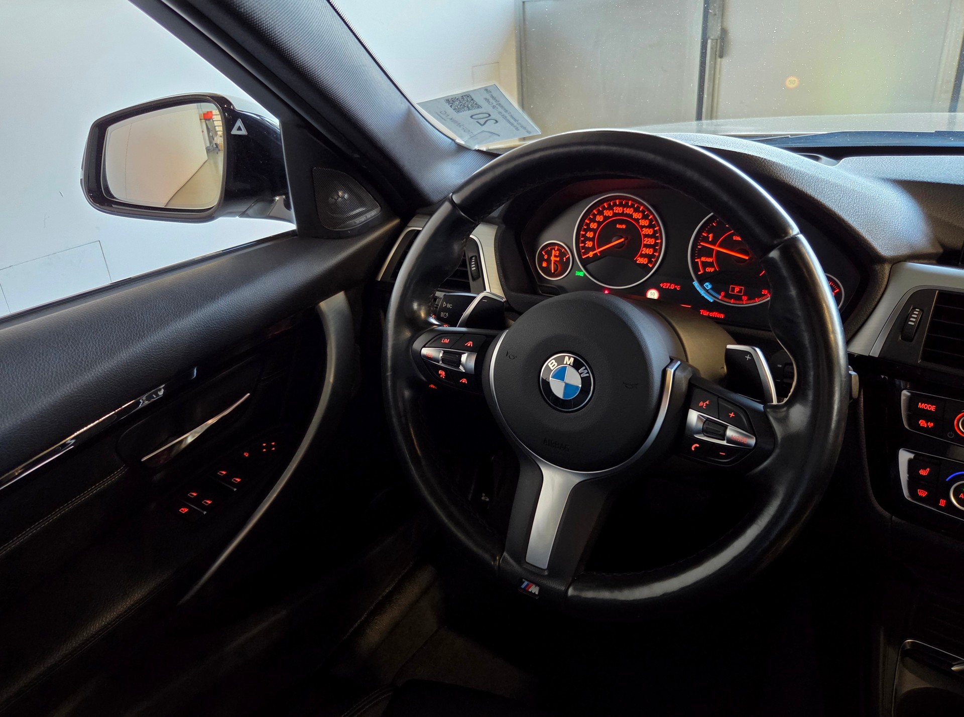 BMW 335d xDrive M-Sport Touring-image-14