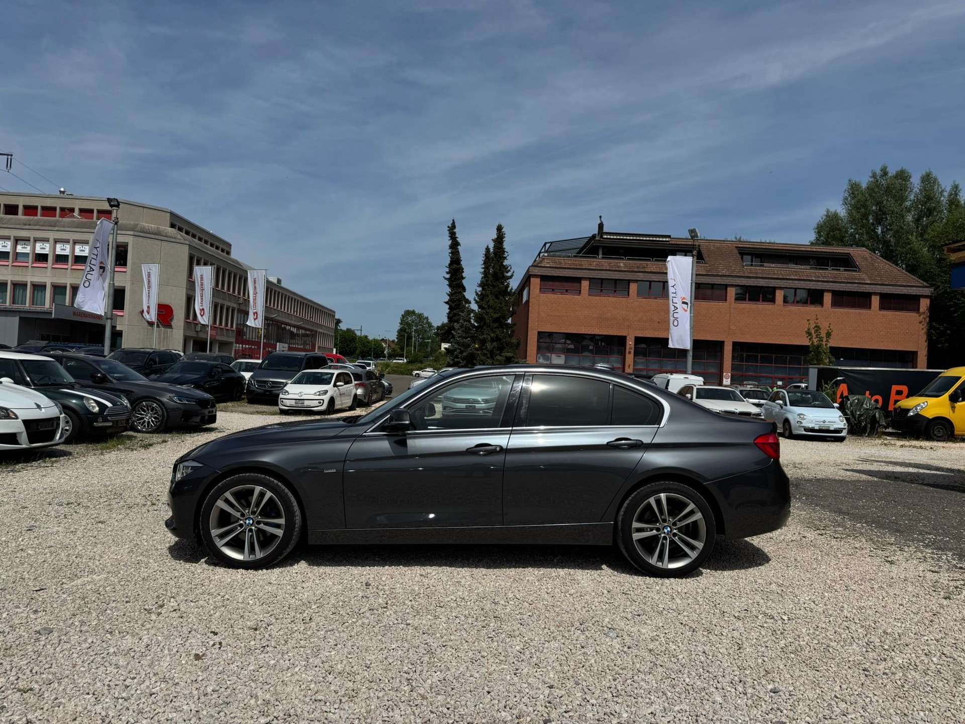 BMW 320d xDrive Luxury Line Steptronic-image-7