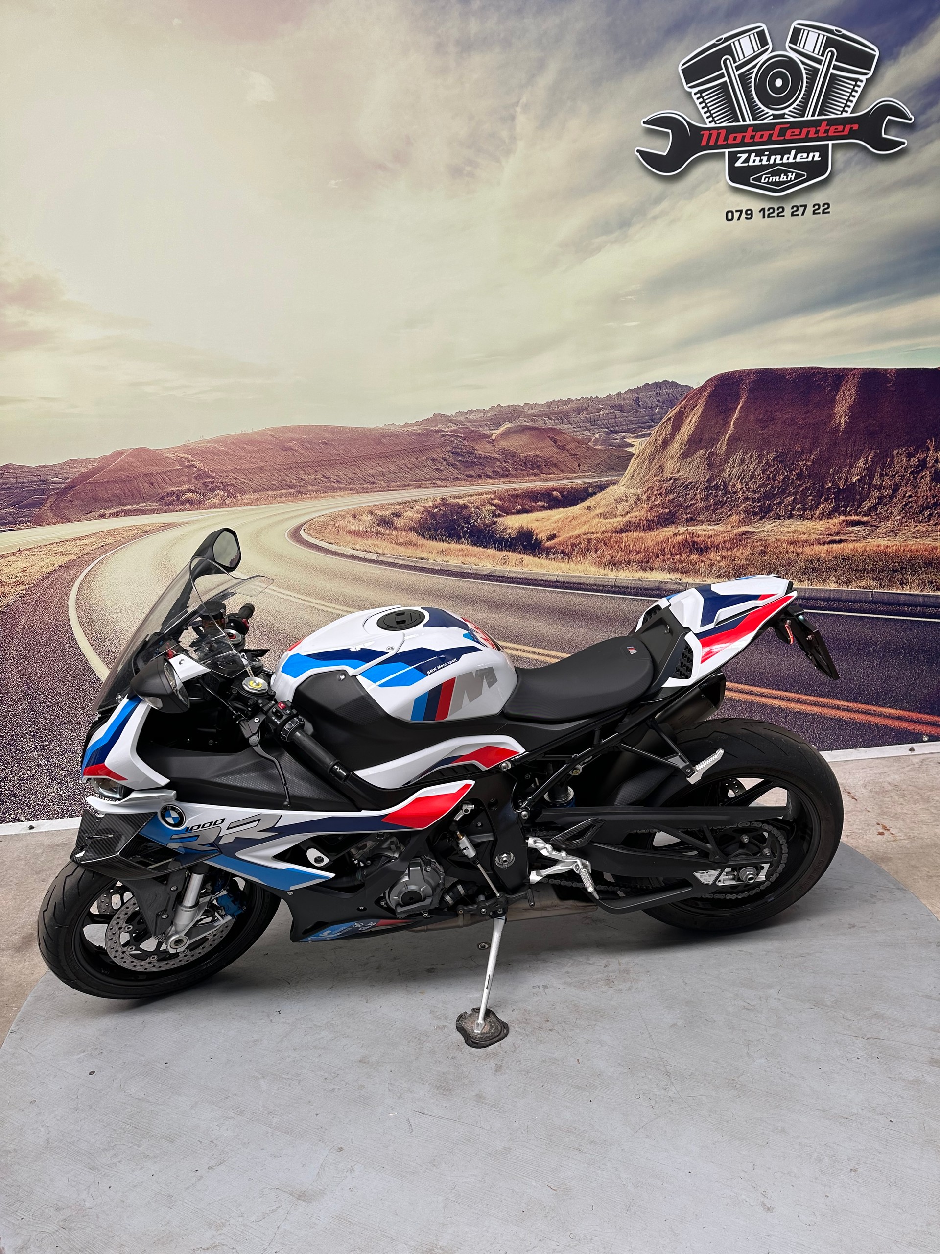 BMW M 1000 RR Akrapovic Carbon-image-4