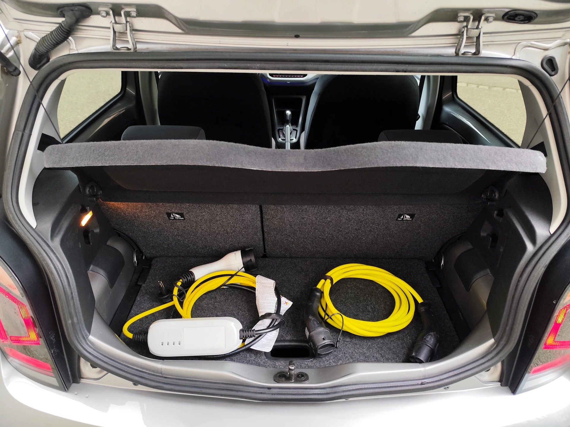 VW e- Up!-image-5