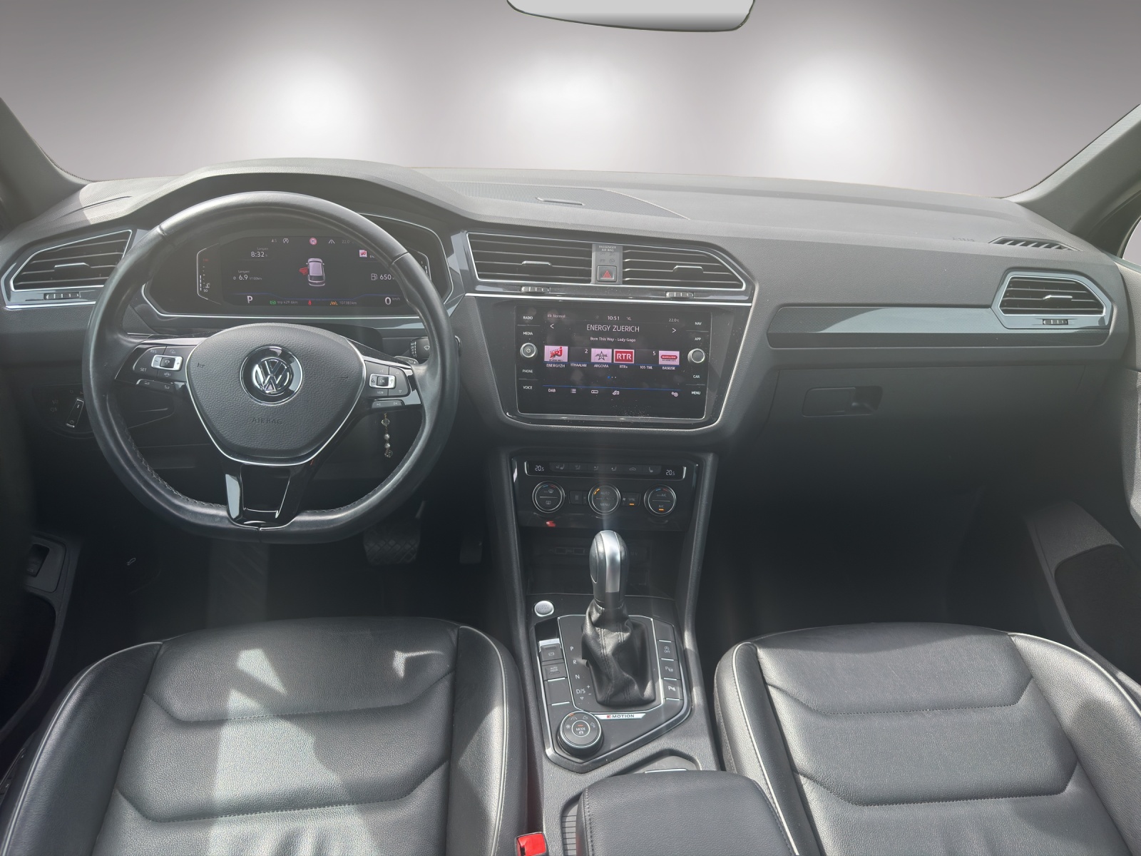 VW Tiguan 2.0 TDI SCR Highline 4Motion DSG-image-8
