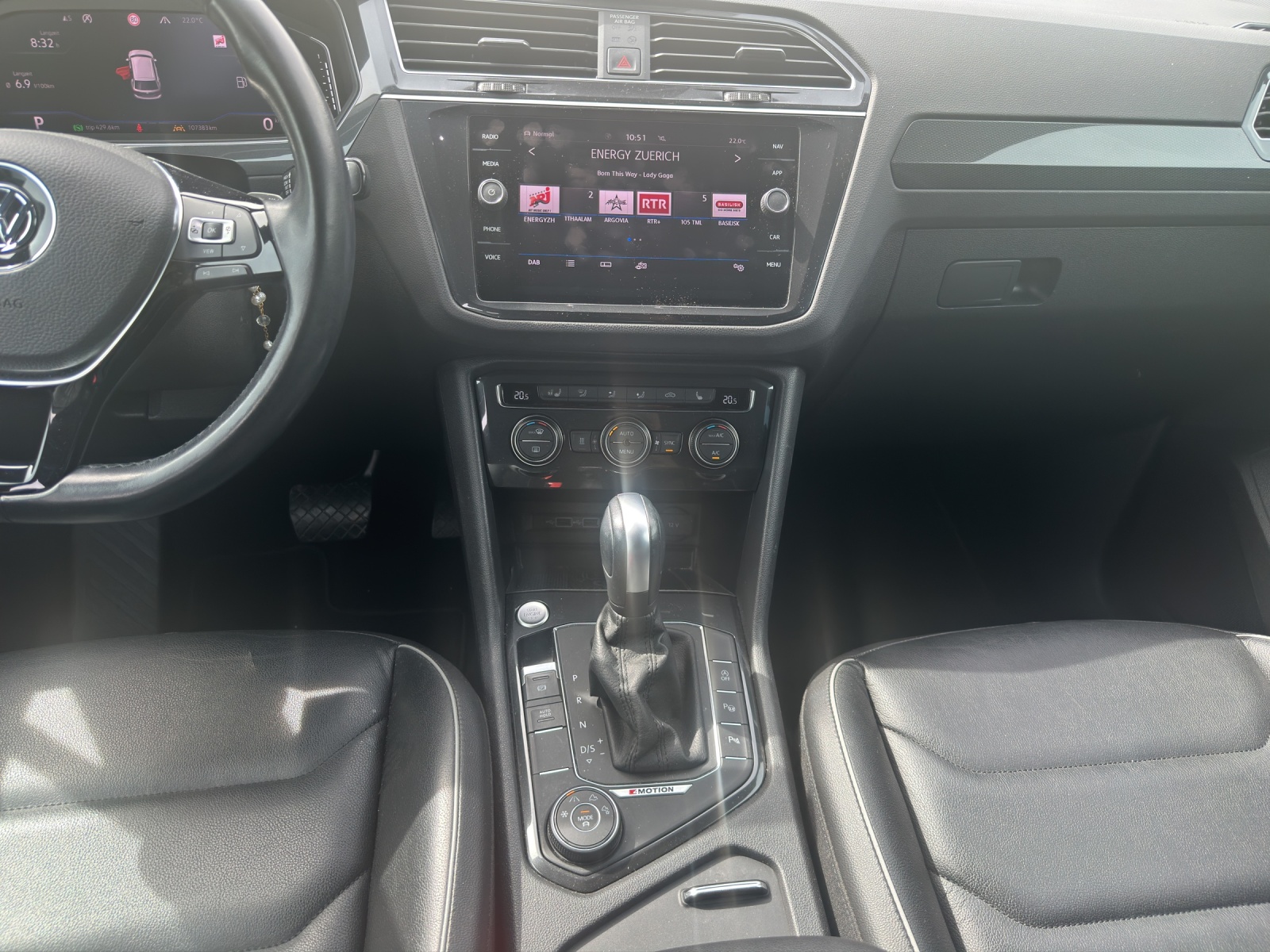 VW Tiguan 2.0 TDI SCR Highline 4Motion DSG-image-12