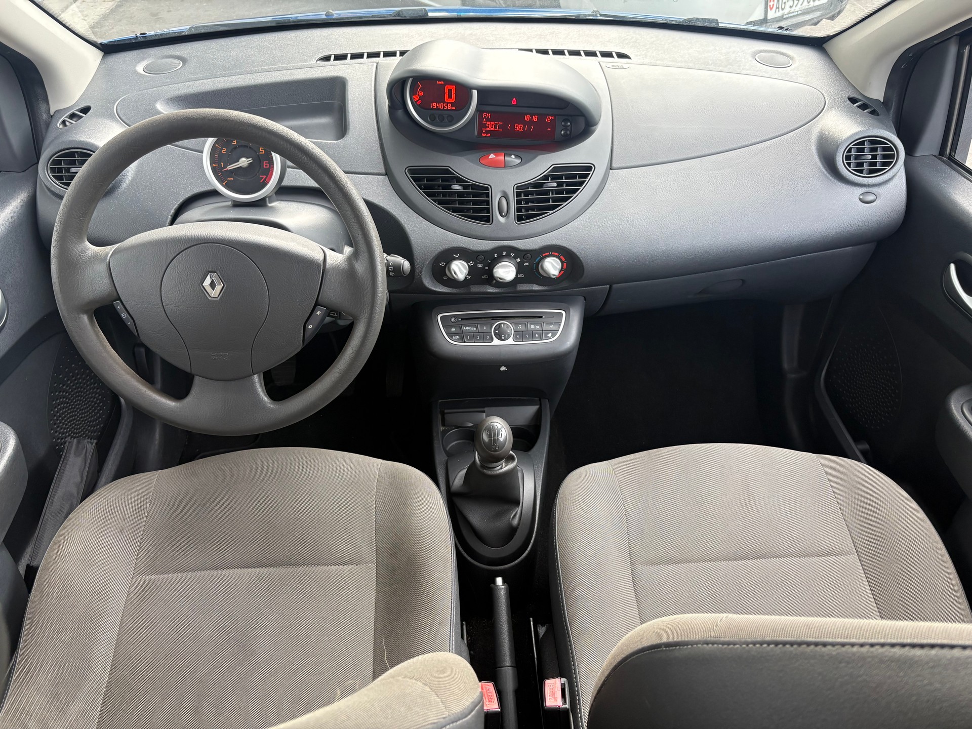 RENAULT Twingo 1.2 16V Expression-image-9