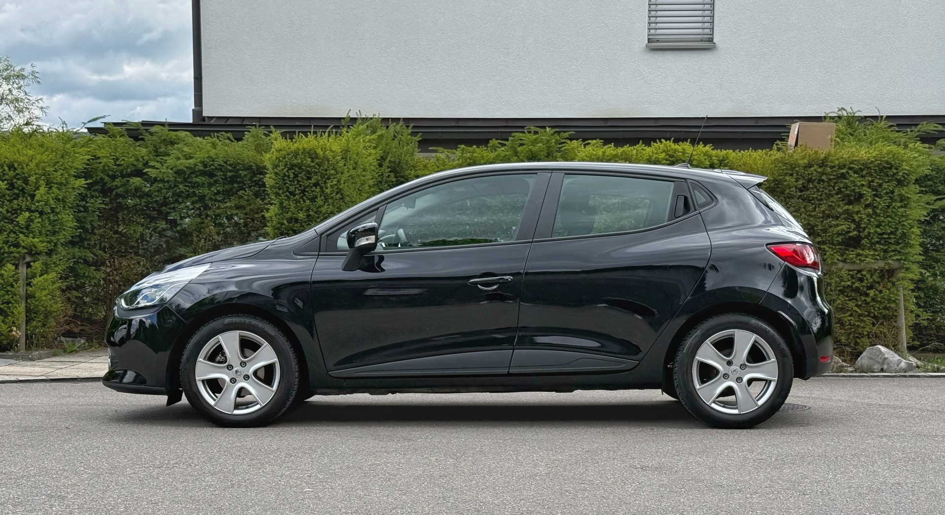 RENAULT Clio 0.9 12V Dynamique (Ab MFK)-image-6