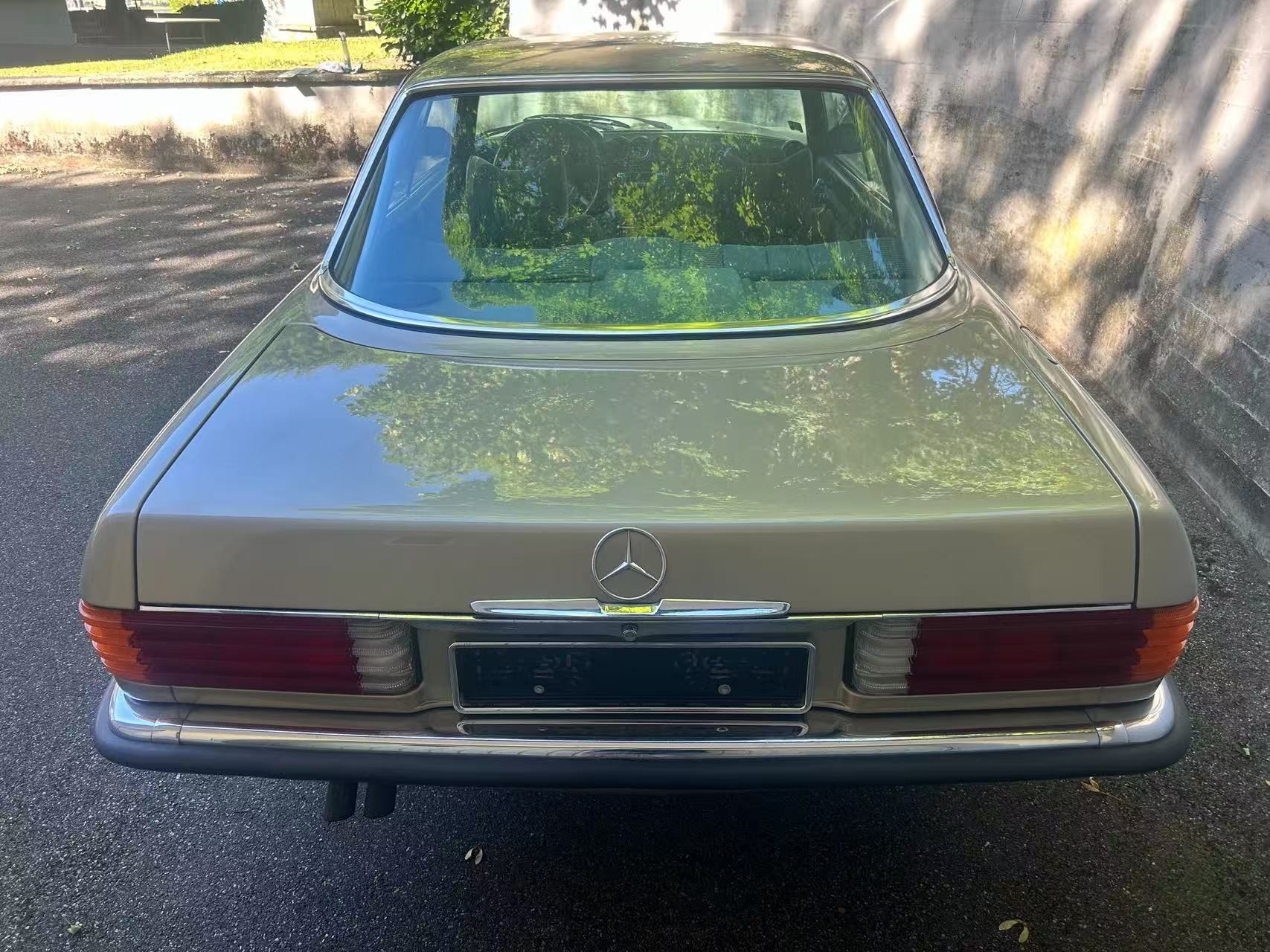 MERCEDES-BENZ SLC 350-image-1