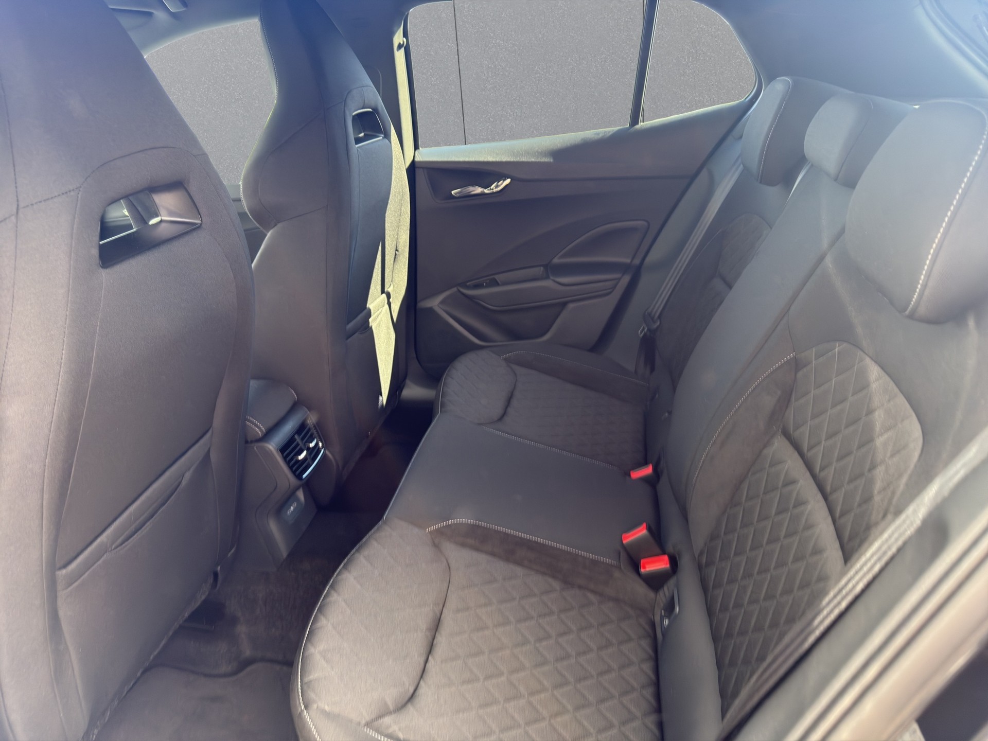 SKODA Fabia 1.0 TSI Dynamic DSG-image-12