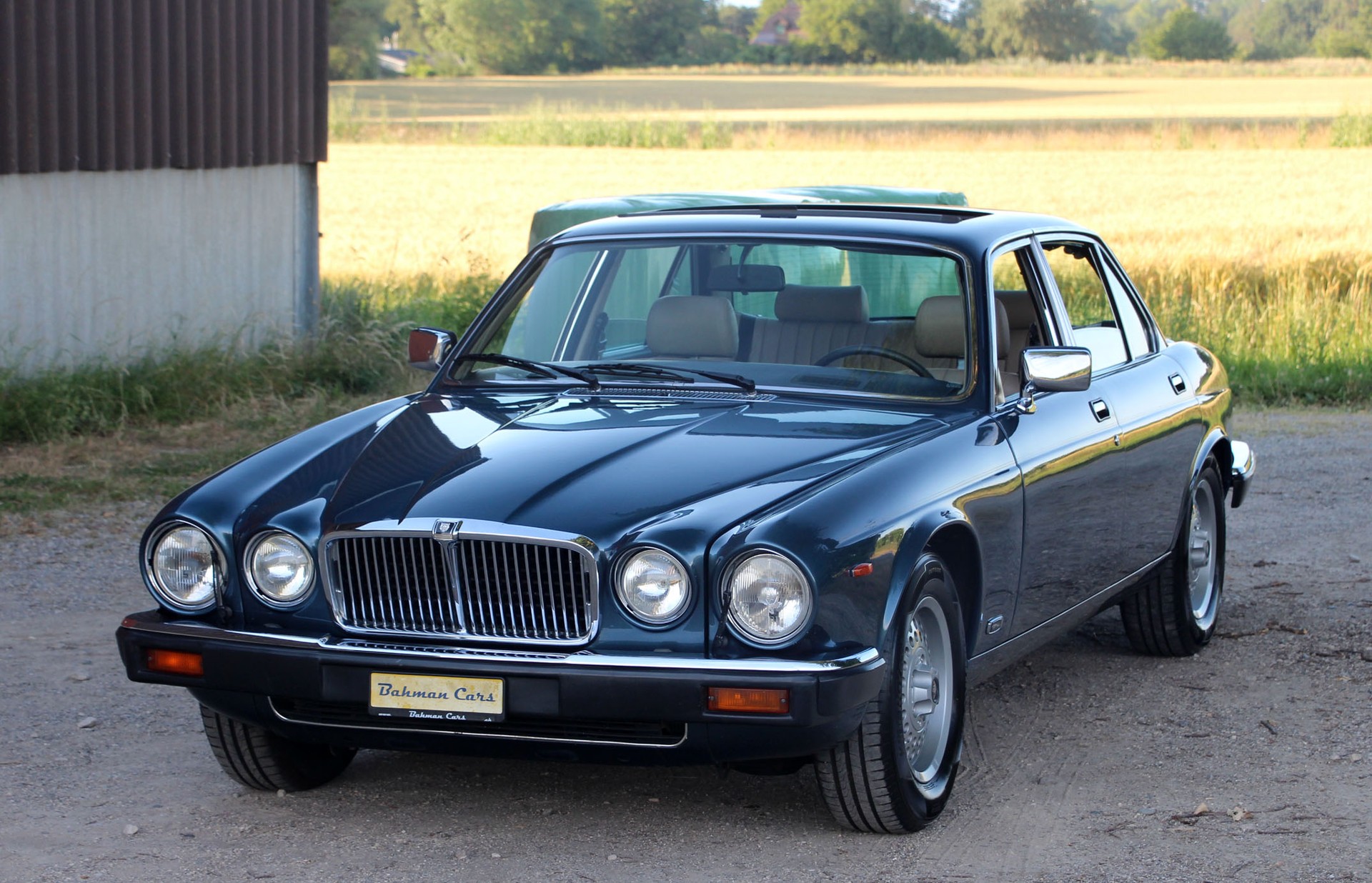 JAGUAR XJ6 4.2 Sovereign-showroom-element-2