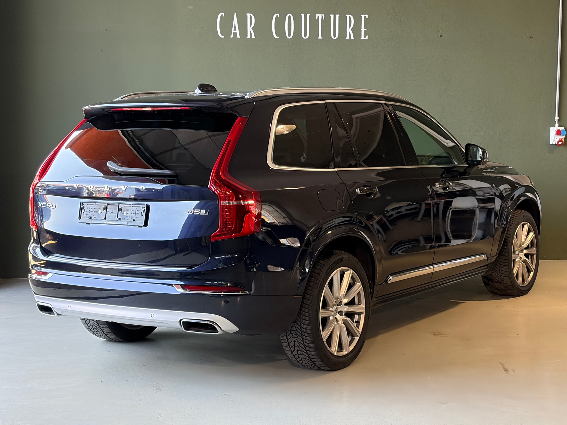 VOLVO XC90 D5 AWD Inscription Geartronic * STANDHEIZUNG*ANHÄNGERKUPPLUNG*-showroom-element-3