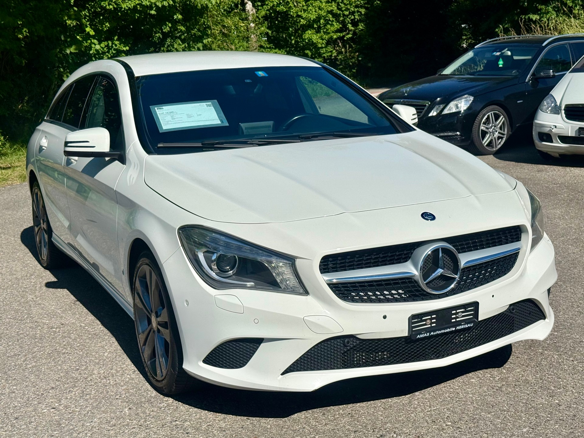 MERCEDES-BENZ CLA 180-image-1