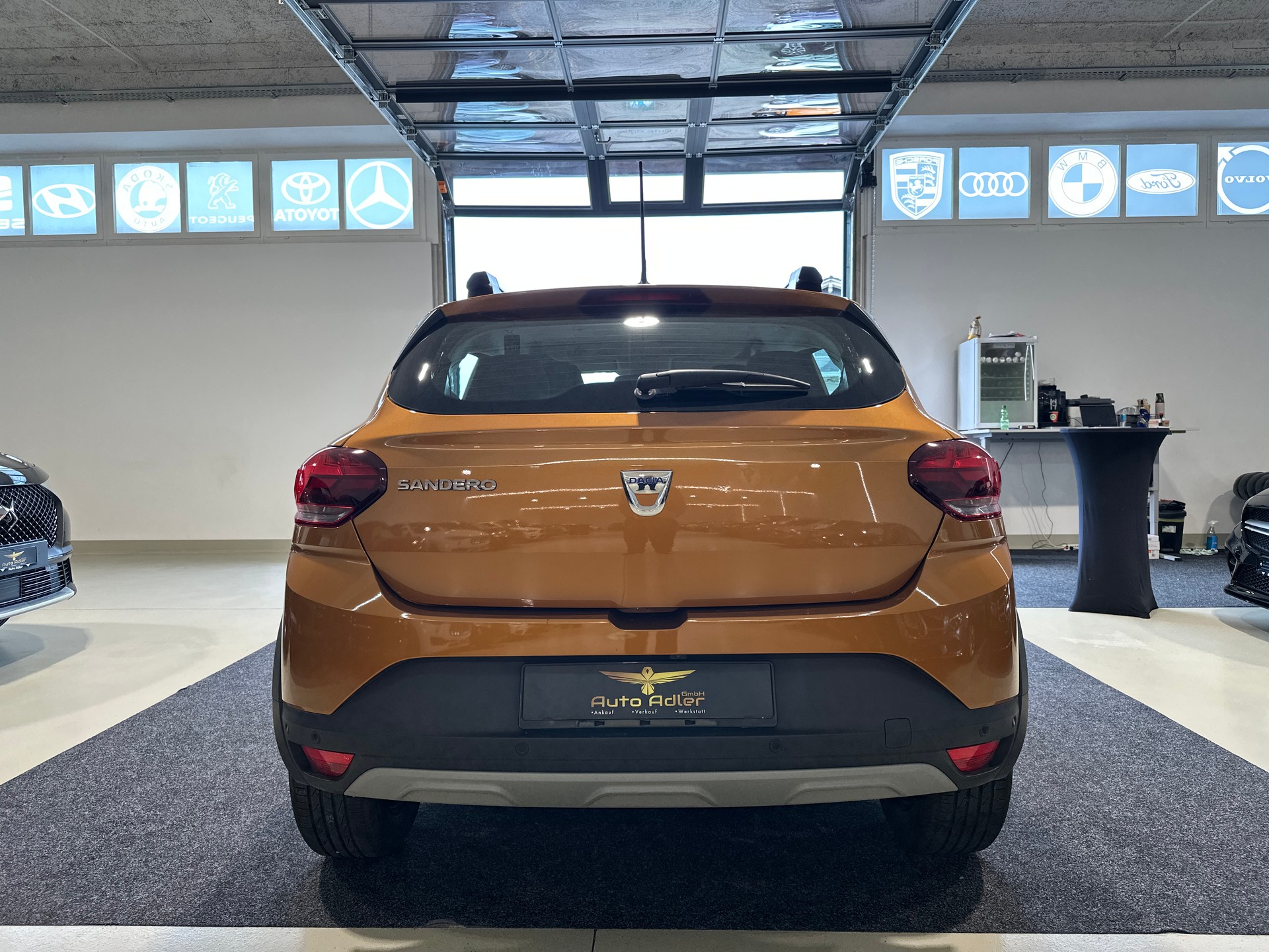 DACIA Sandero Stepway TCe 90 Comfort CVT-image-9