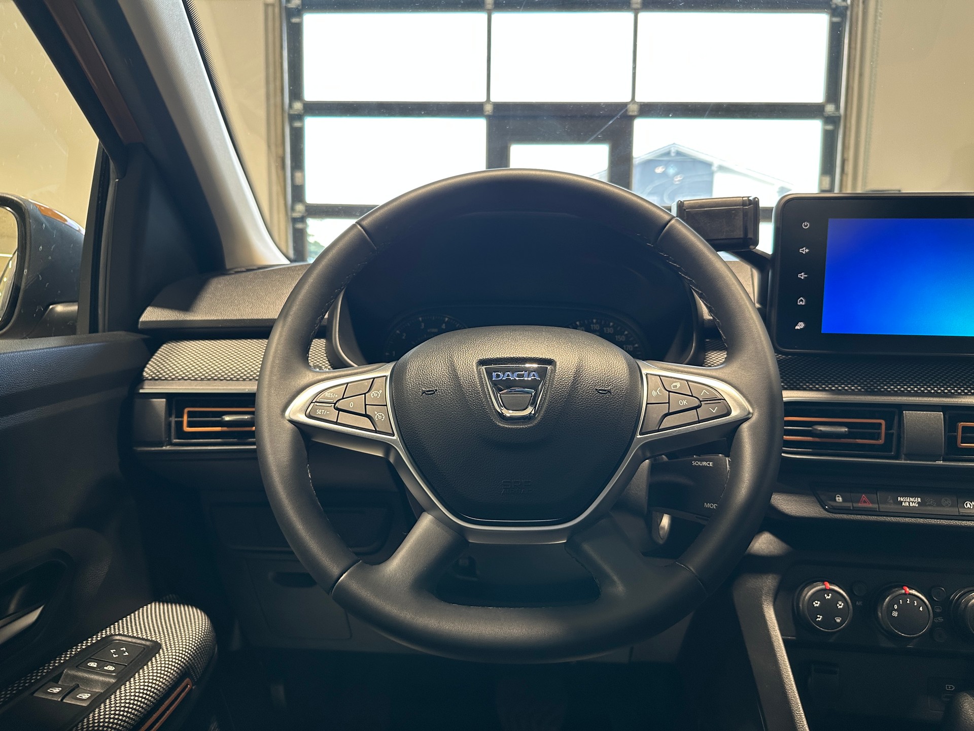 DACIA Sandero Stepway TCe 90 Comfort CVT-image-25