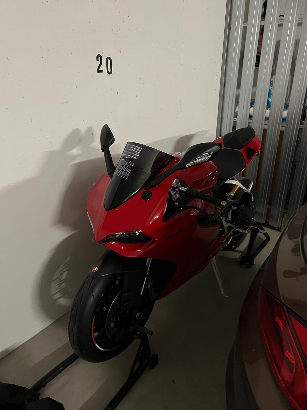 DUCATI Panigale 899-image-0