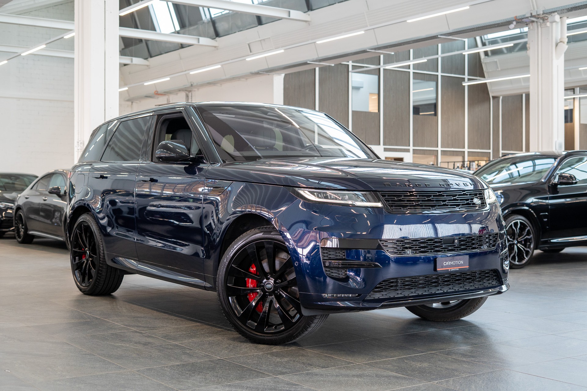 LAND ROVER Range Rover Sport 3.0 I6 300 HSE Dynamic-showroom-element-2