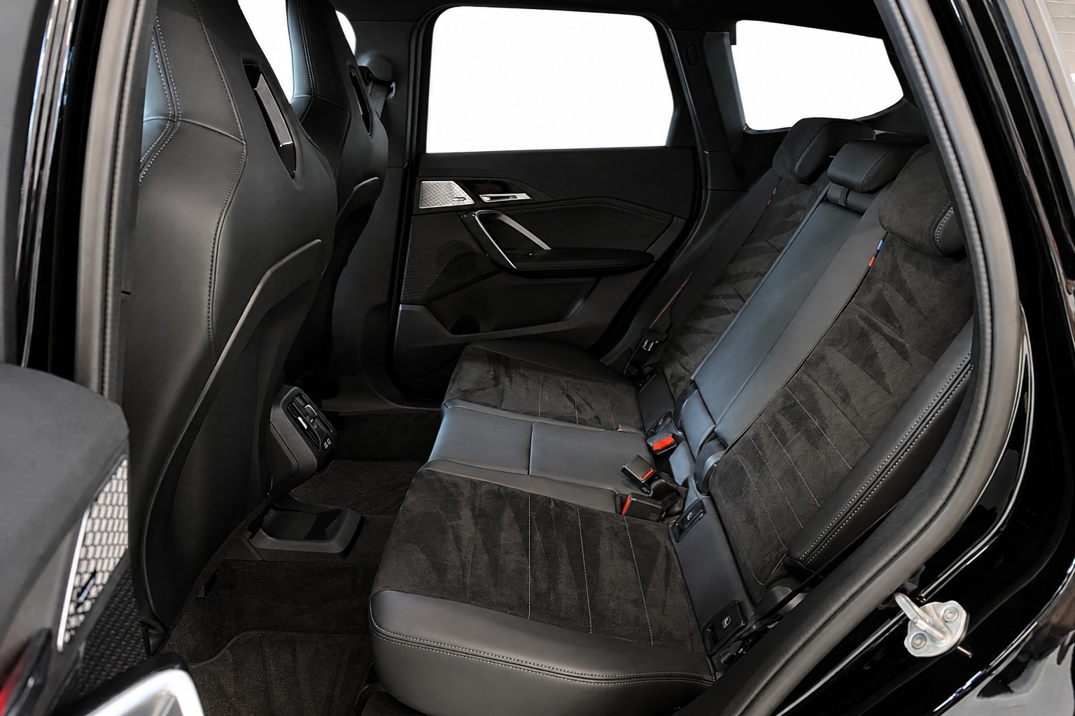 BMW X1 xDrive M35i M Sport Pro-image-14