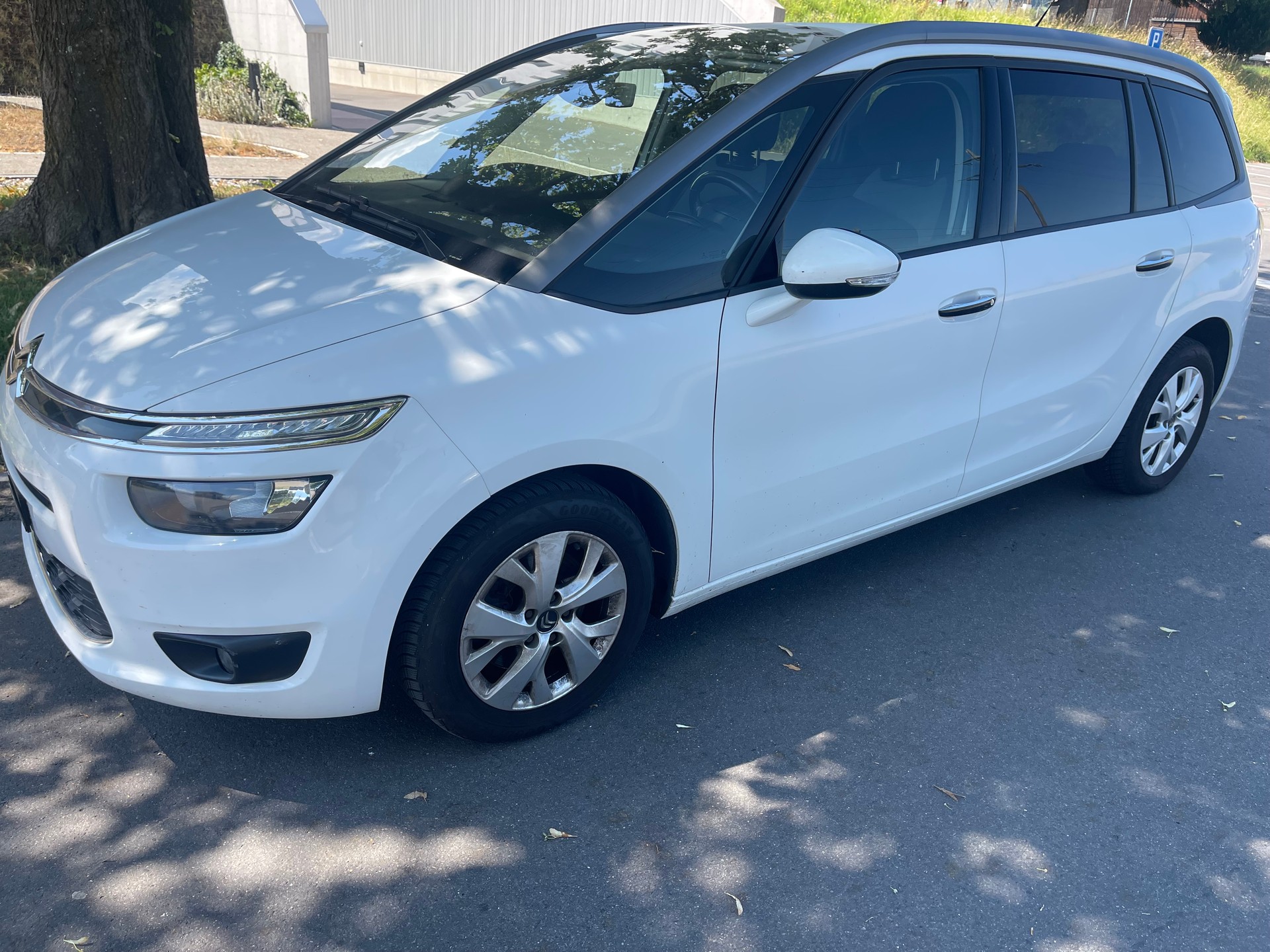 CITROEN Grand C4 Picasso 1.6i 16V THP Exclusive-image-7