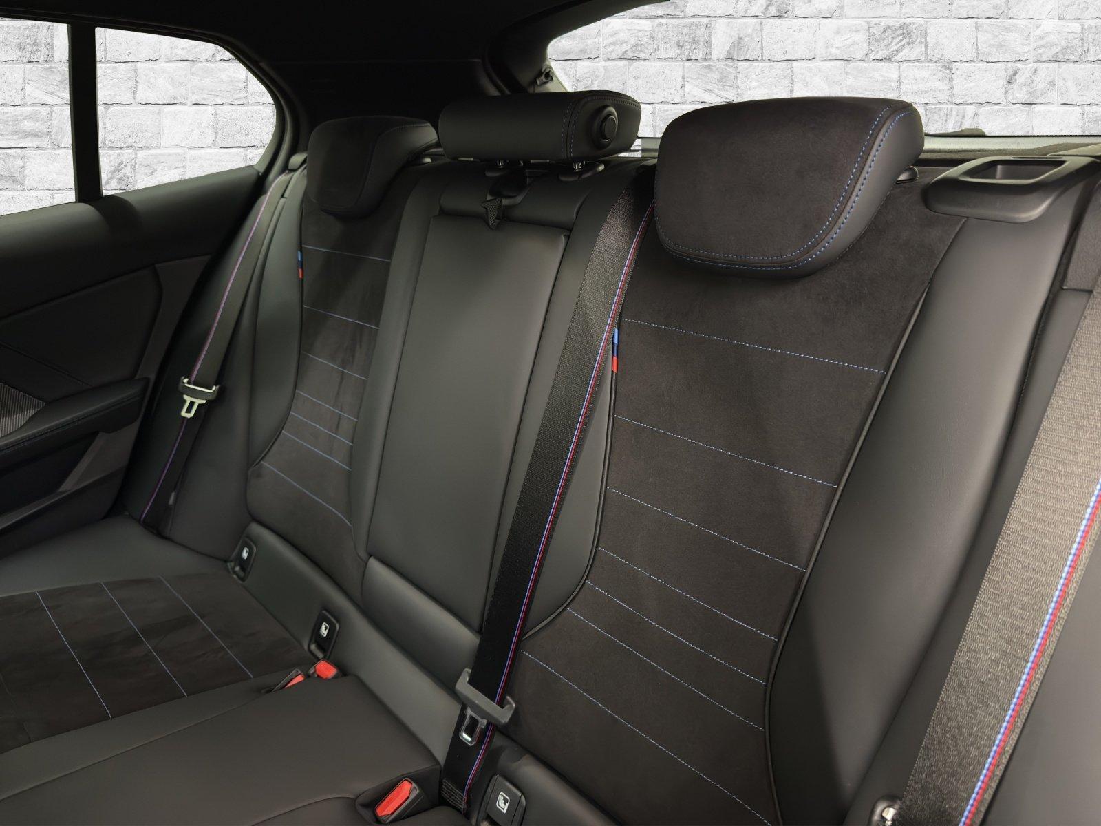 BMW M135i xDrive-image-12