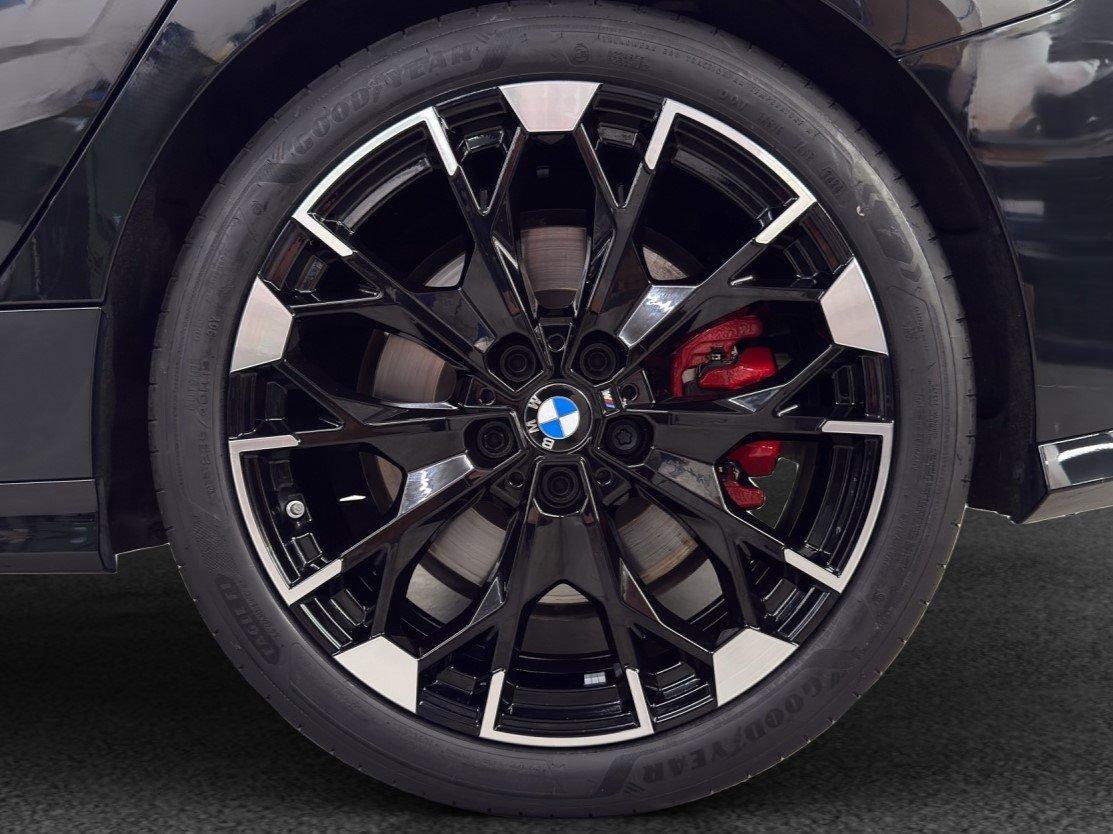 BMW M135i xDrive-image-8
