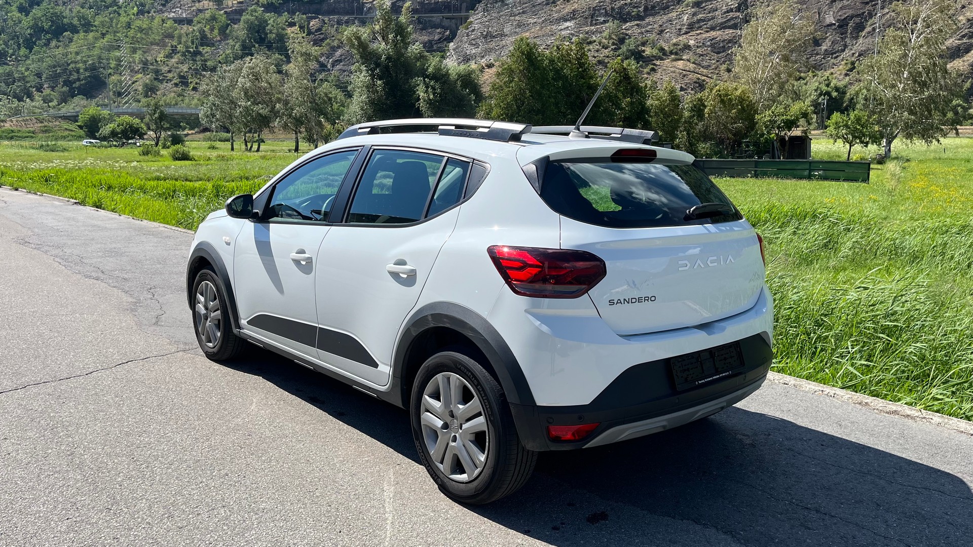 DACIA Sandero Stepway TCe 90 Expression CVT-image-2