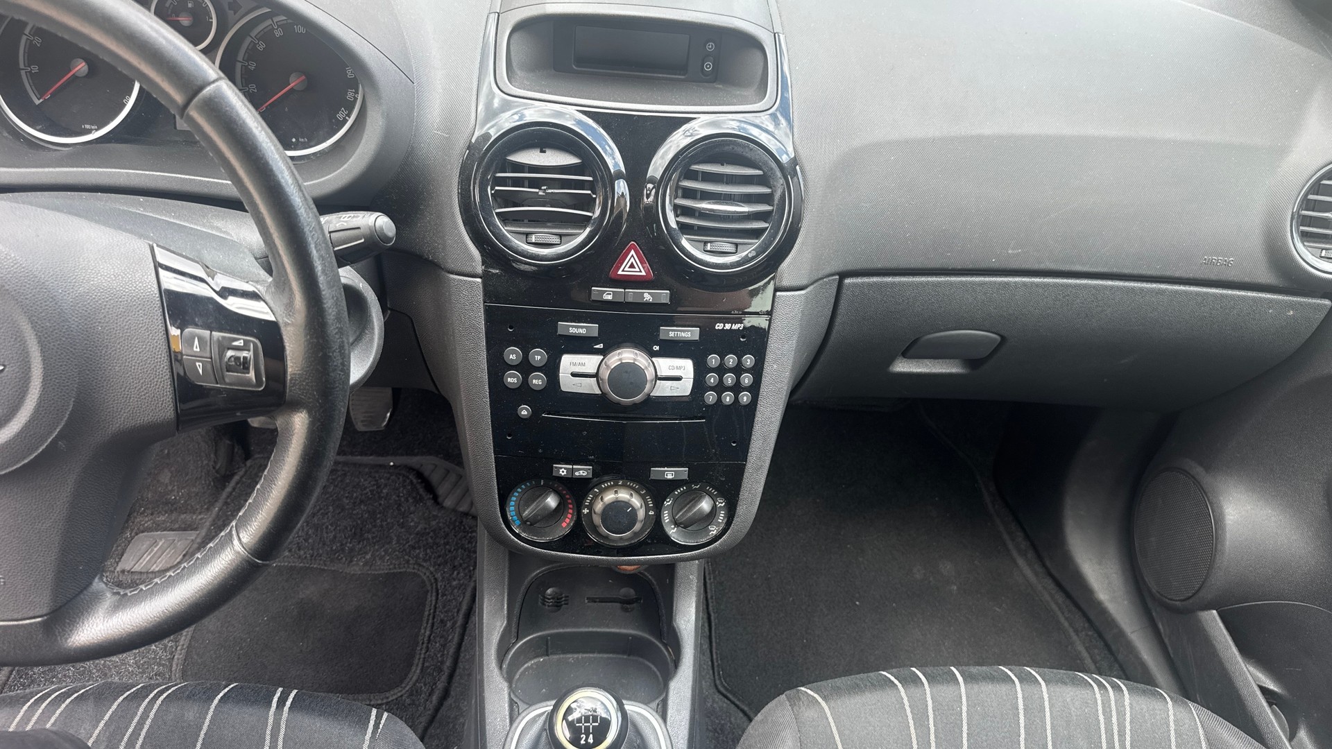 OPEL Corsa D 1.4-image-19
