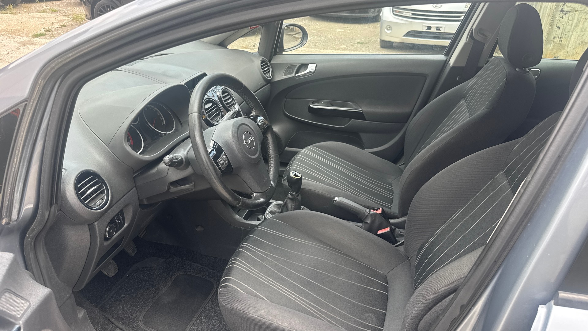 OPEL Corsa D 1.4-image-15