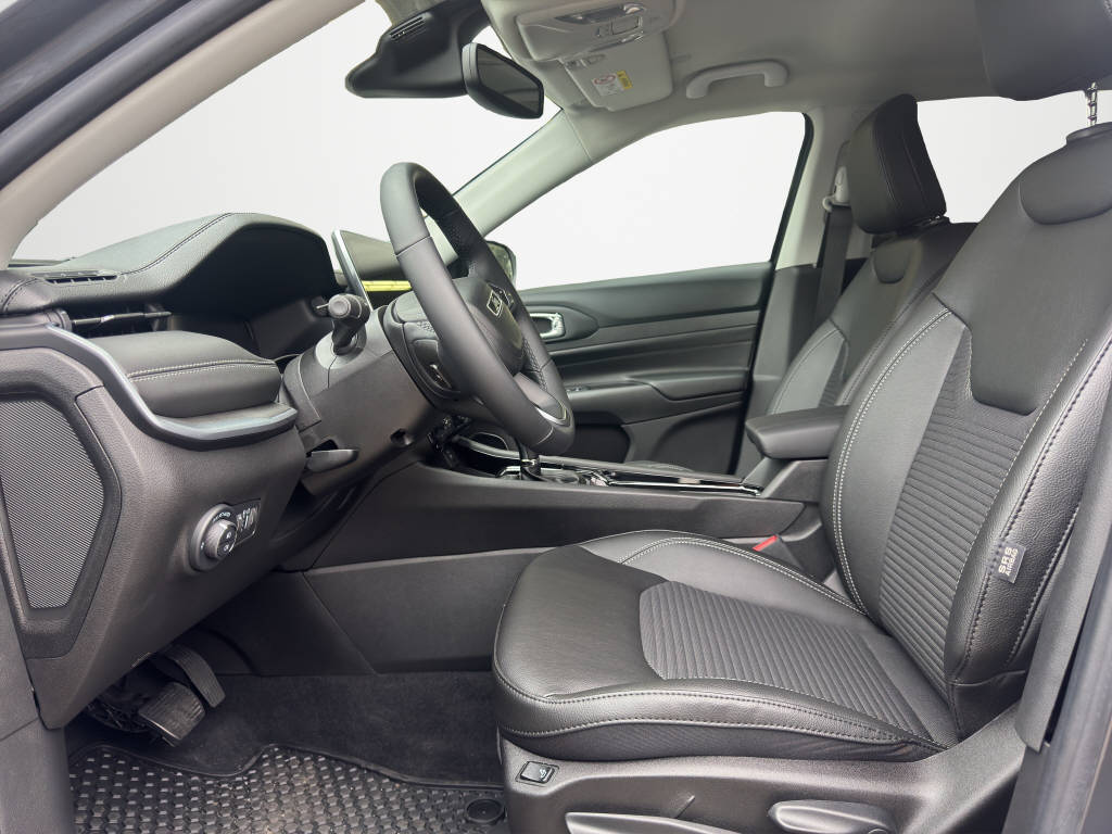 JEEP Compass 1.5 Turbo Swiss Limited Plus-image-5