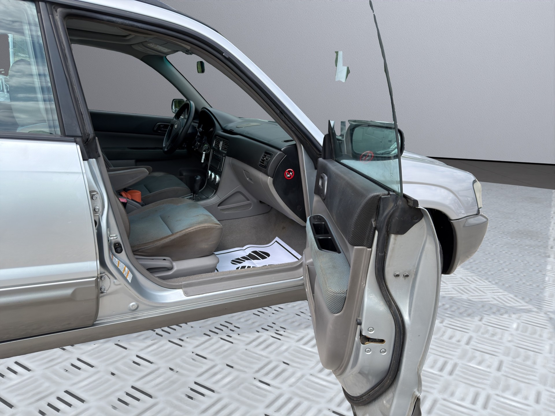 SUBARU Forester 2.0X Comfort Automatic-image-10