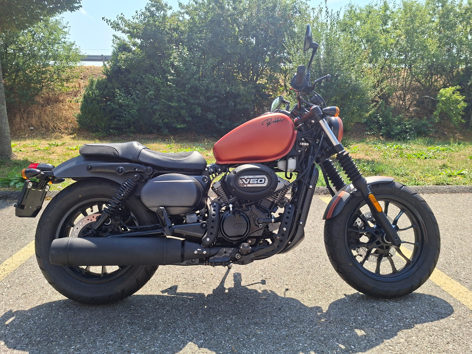 HYOSUNG GV 125 Bobber