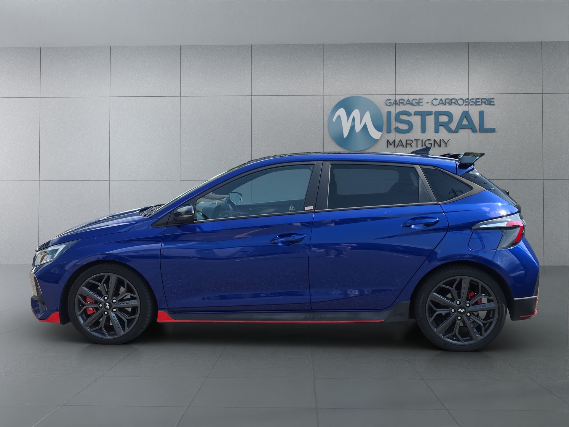 HYUNDAI i20 N 1.6 T-GDi-showroom-element-1