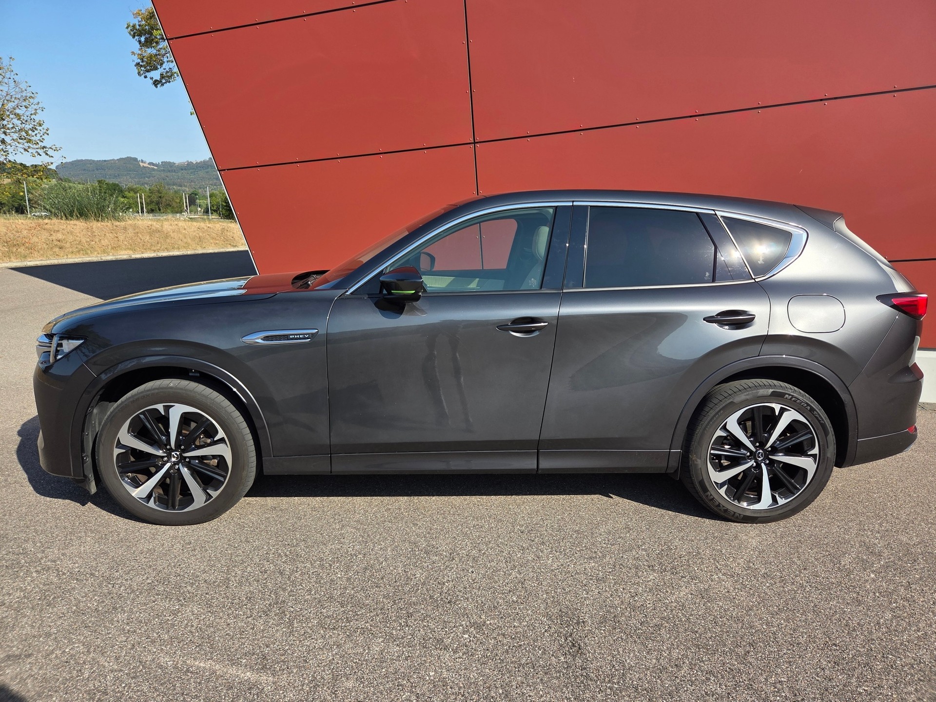 MAZDA 2.5 PHEV Takumi-image-2