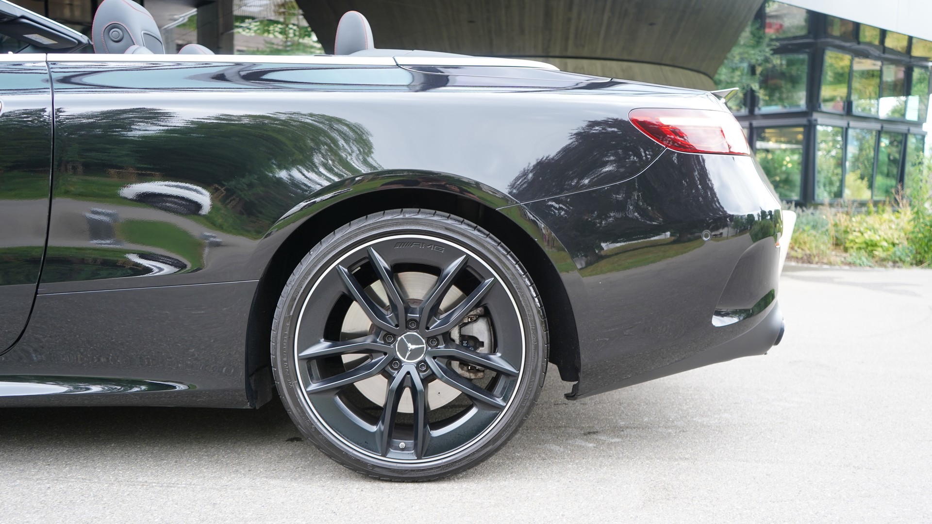MERCEDES-BENZ E 53 Cabriolet AMG 4 Matic+ 9G-Speedshift TCT-image-21