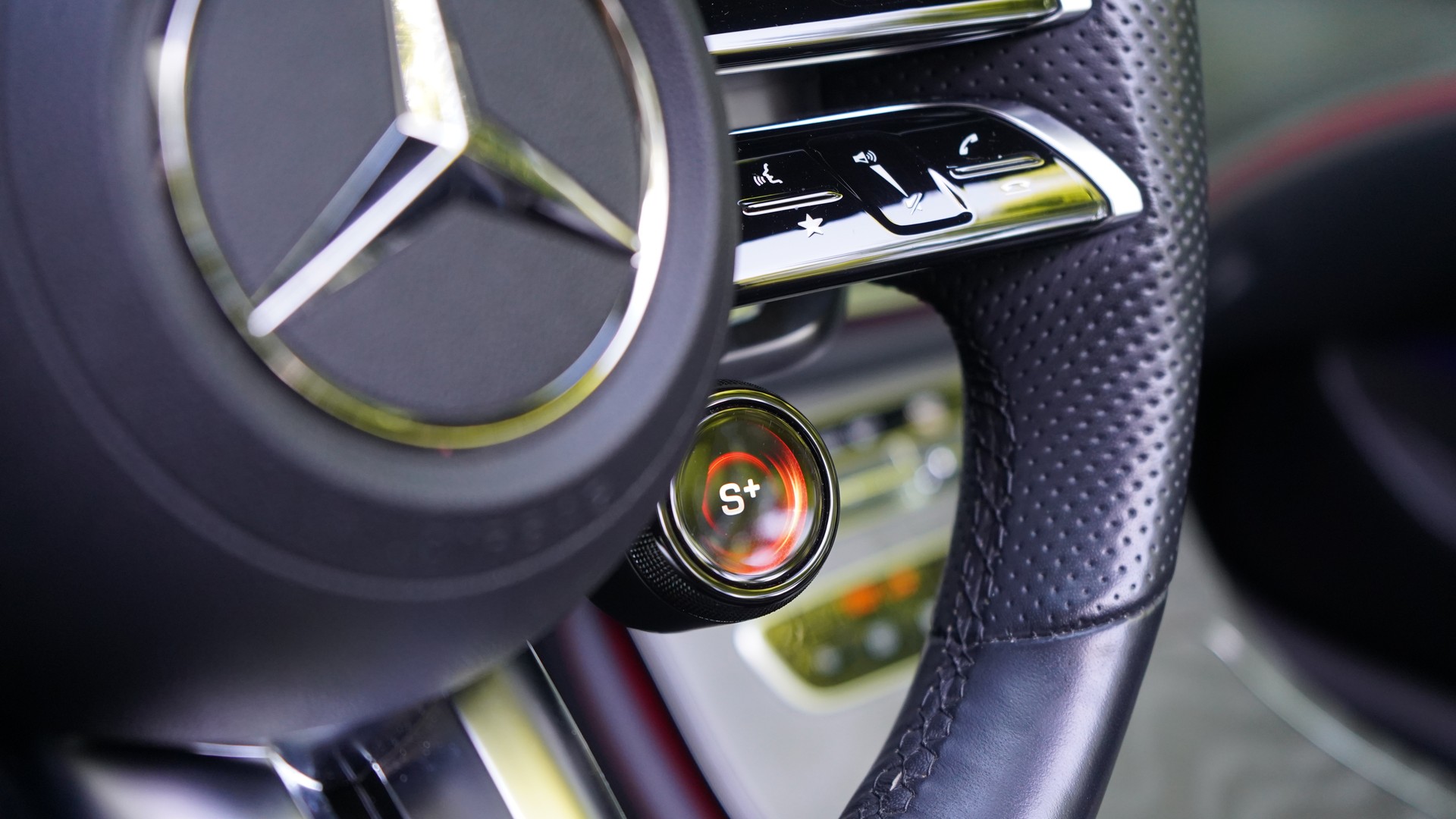 MERCEDES-BENZ E 53 Cabriolet AMG 4 Matic+ 9G-Speedshift TCT-image-8