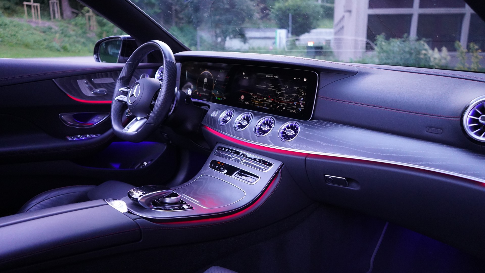 MERCEDES-BENZ E 53 Cabriolet AMG 4 Matic+ 9G-Speedshift TCT-image-11