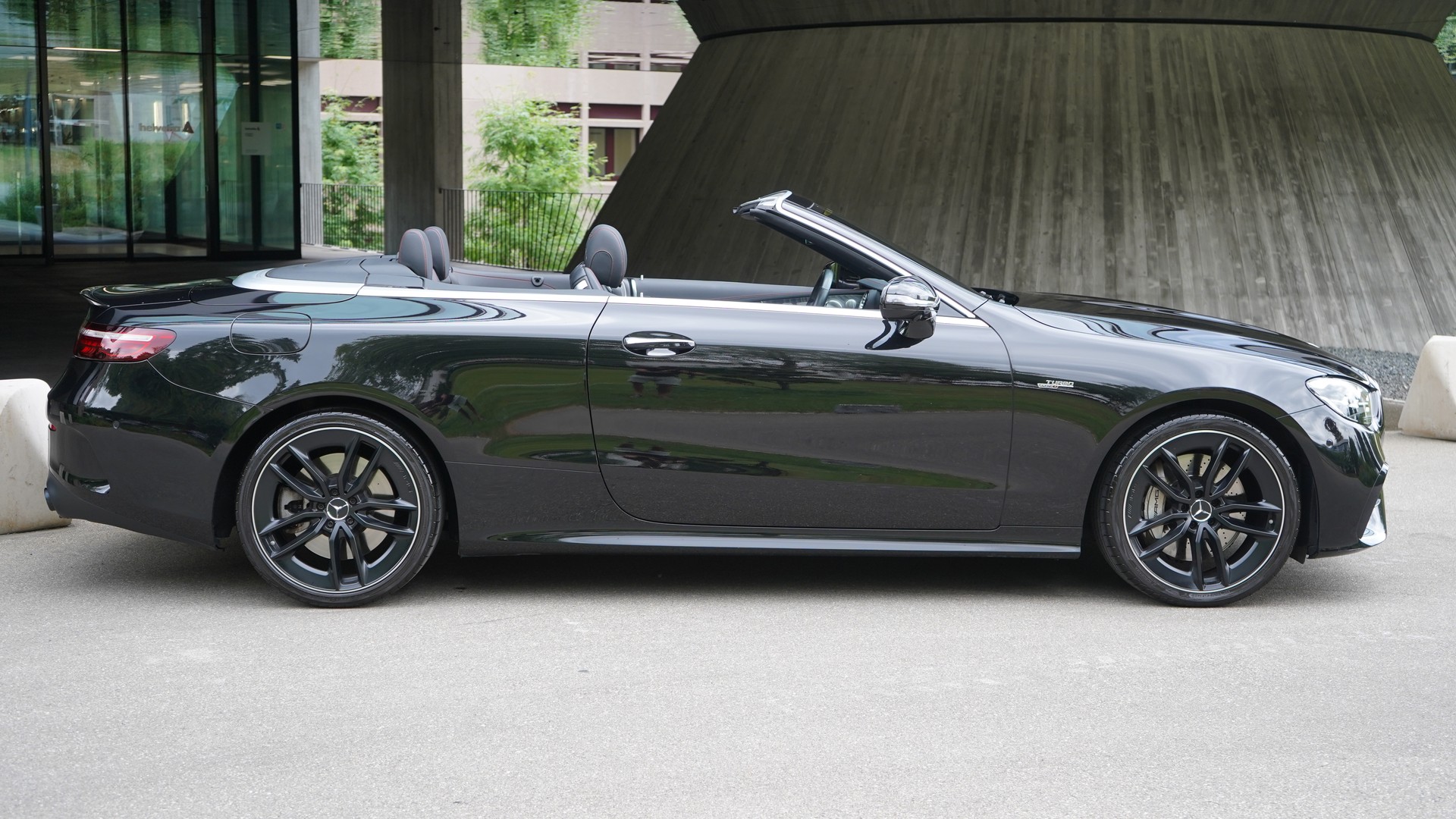 MERCEDES-BENZ E 53 Cabriolet AMG 4 Matic+ 9G-Speedshift TCT-showroom-element-3