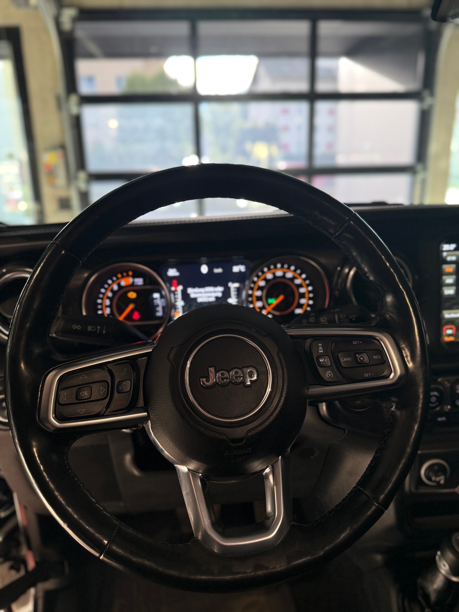 JEEP Wrangler 2.0 Unlimited Sahara Automatic-image-10