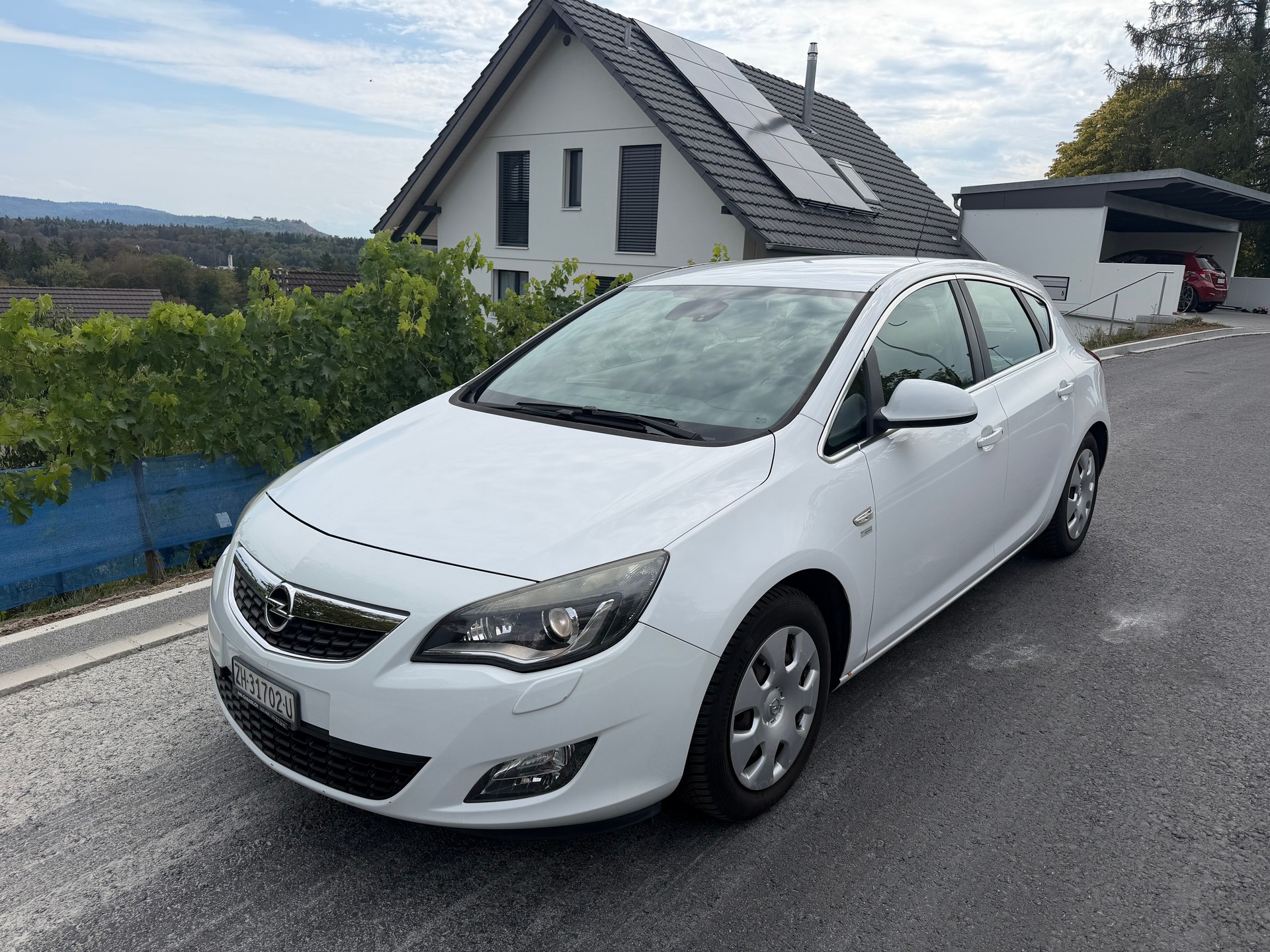 OPEL Astra 1.6i 16V Turbo Cosmo