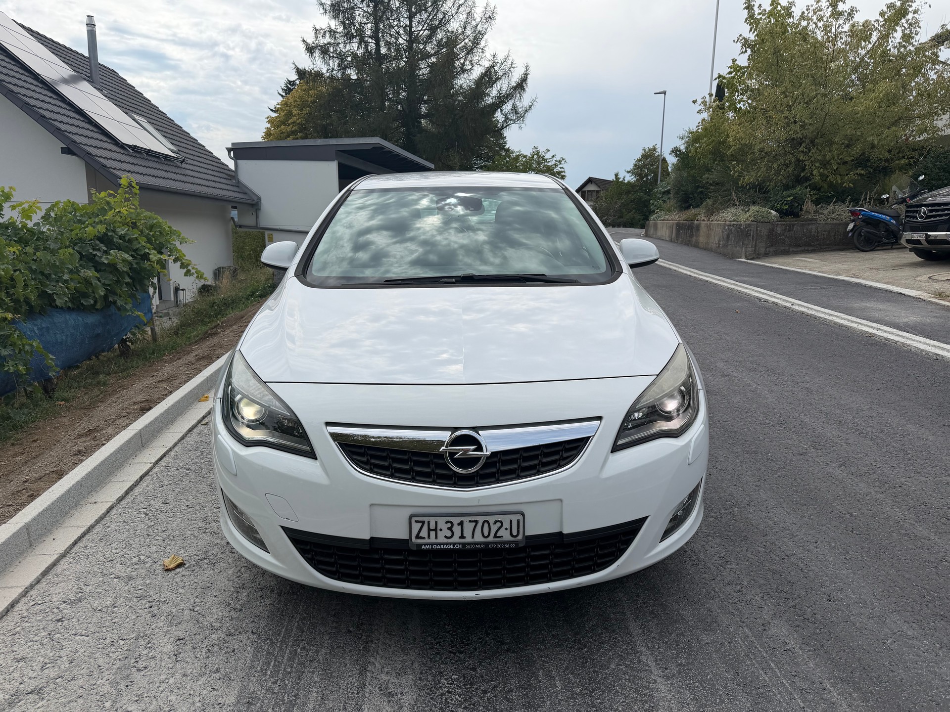 OPEL Astra 1.6i 16V Turbo Cosmo-showroom-element-1