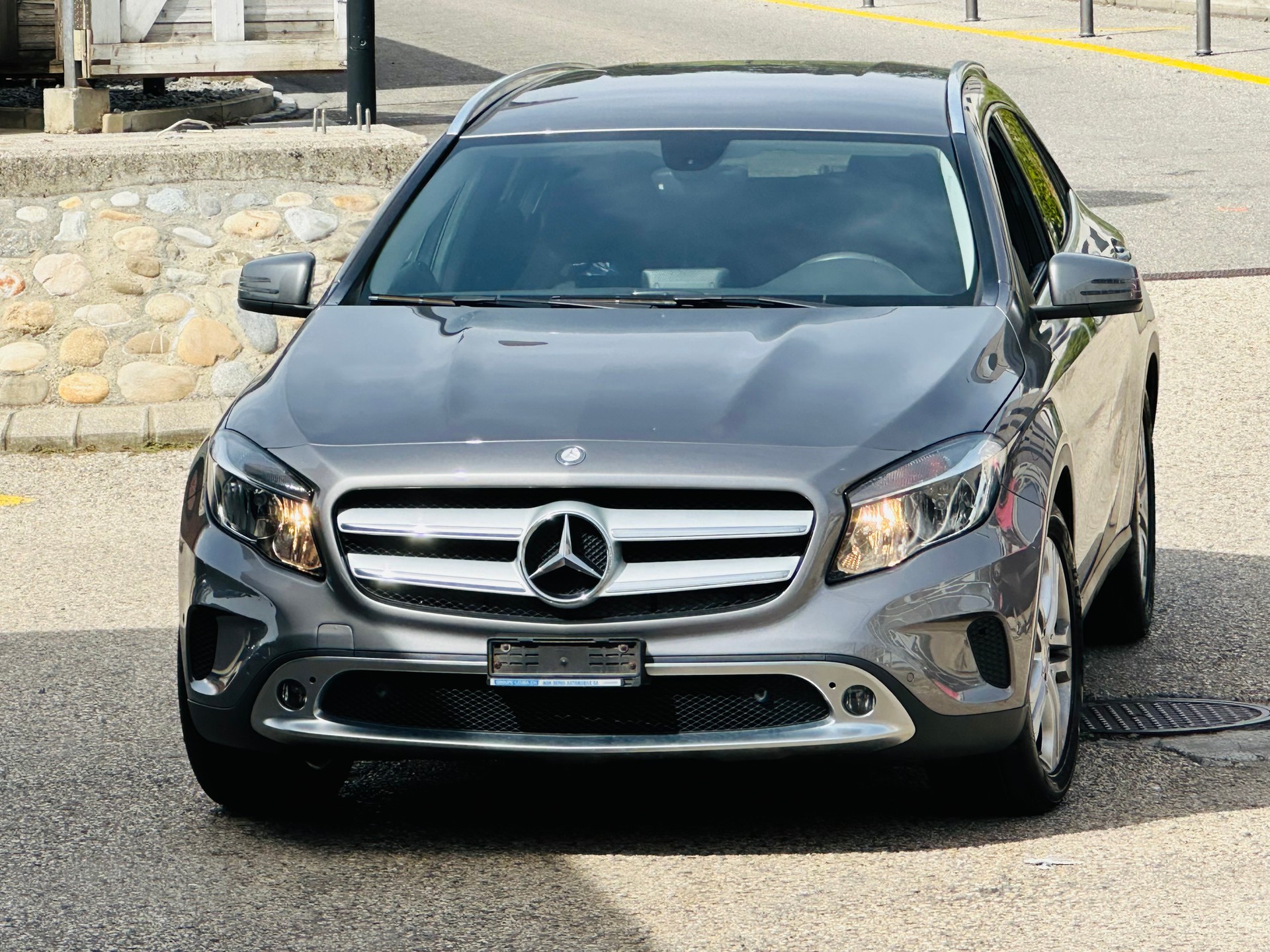 MERCEDES-BENZ GLA 200 Urban