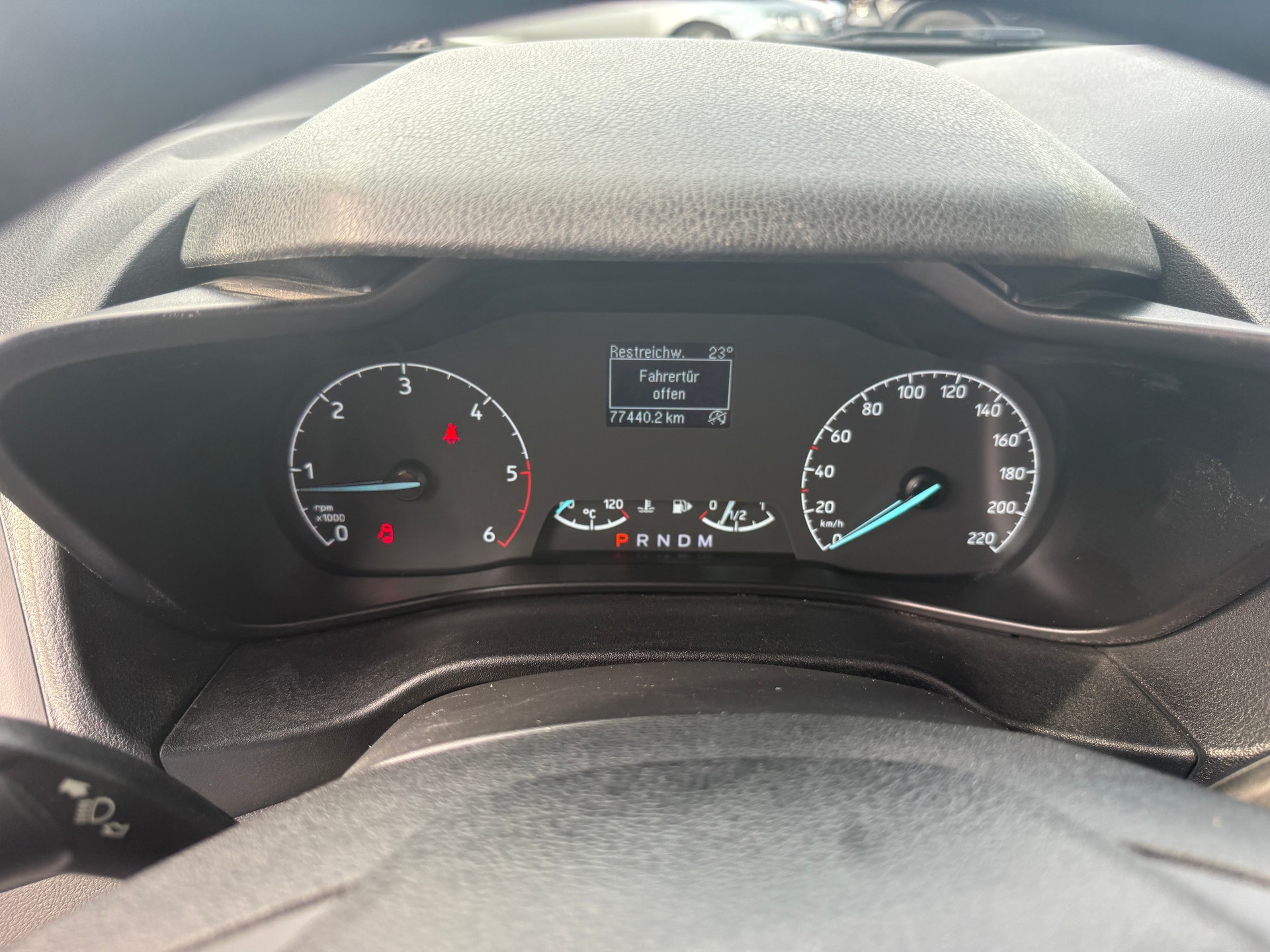 FORD Transit Connect Van T220 DCIV 1.5 EcoBlue Ambiente-image-9