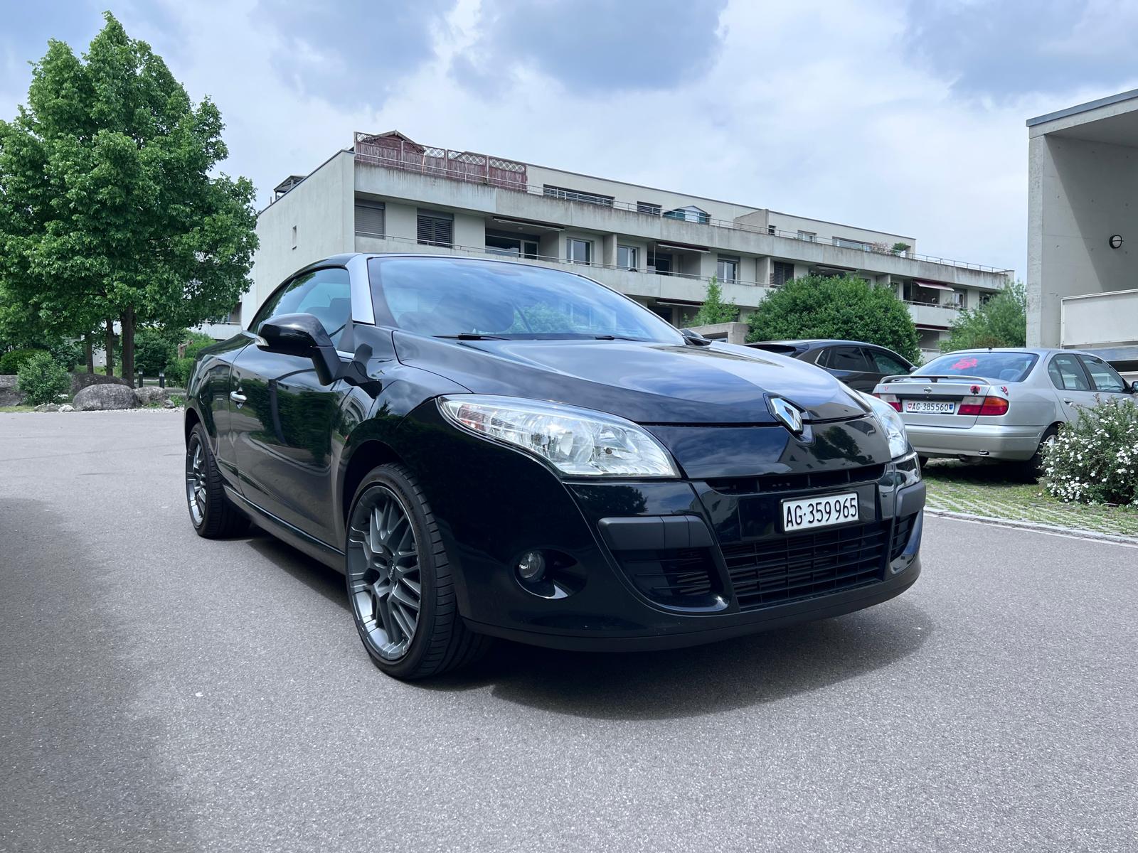 RENAULT Mégane CC 1.4 16V Turbo Dynamique-image-2