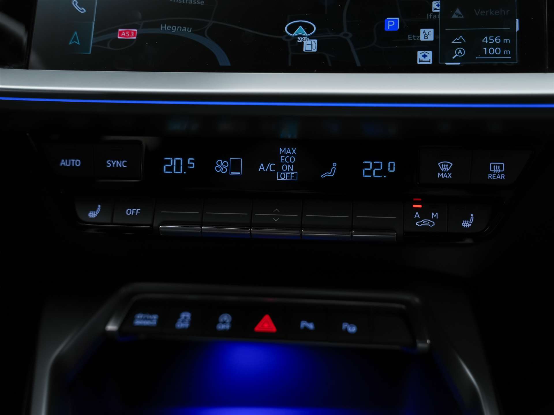 AUDI RS3 Limousine 2.5 TSI quattro S-tronic *Massage*Matrix LED*Ambientebeleuchtung*-image-23