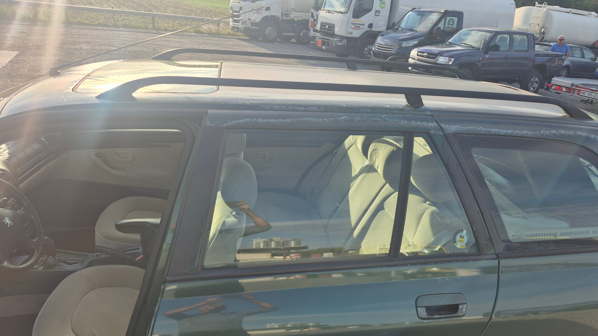 PEUGEOT 406 Break SV 2.0 16V-image-13