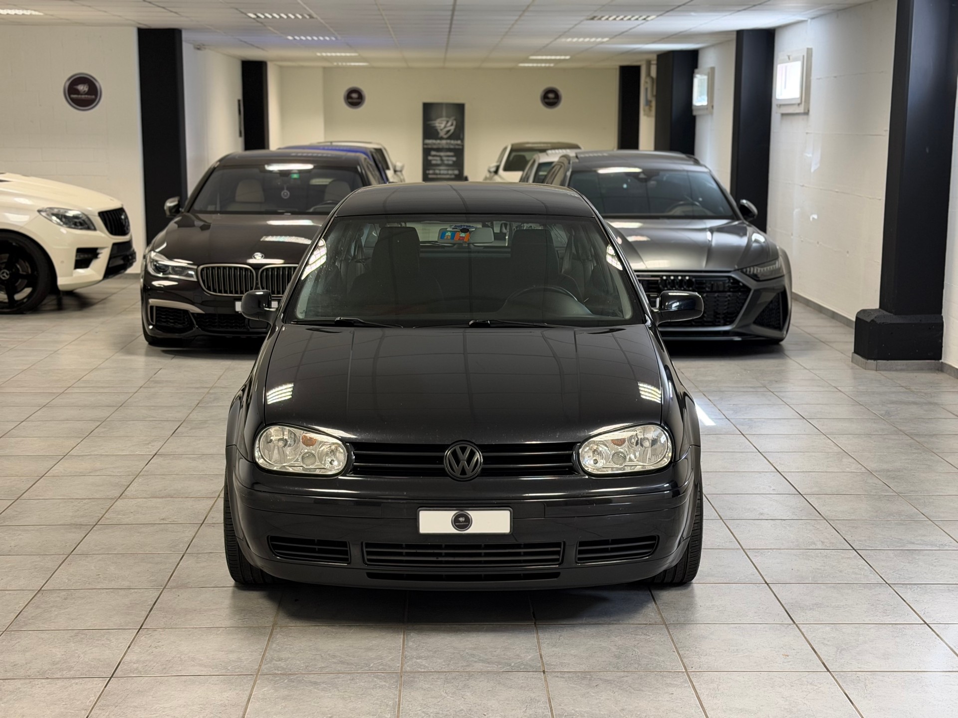 VW Golf 1.8 T GTI-image-14